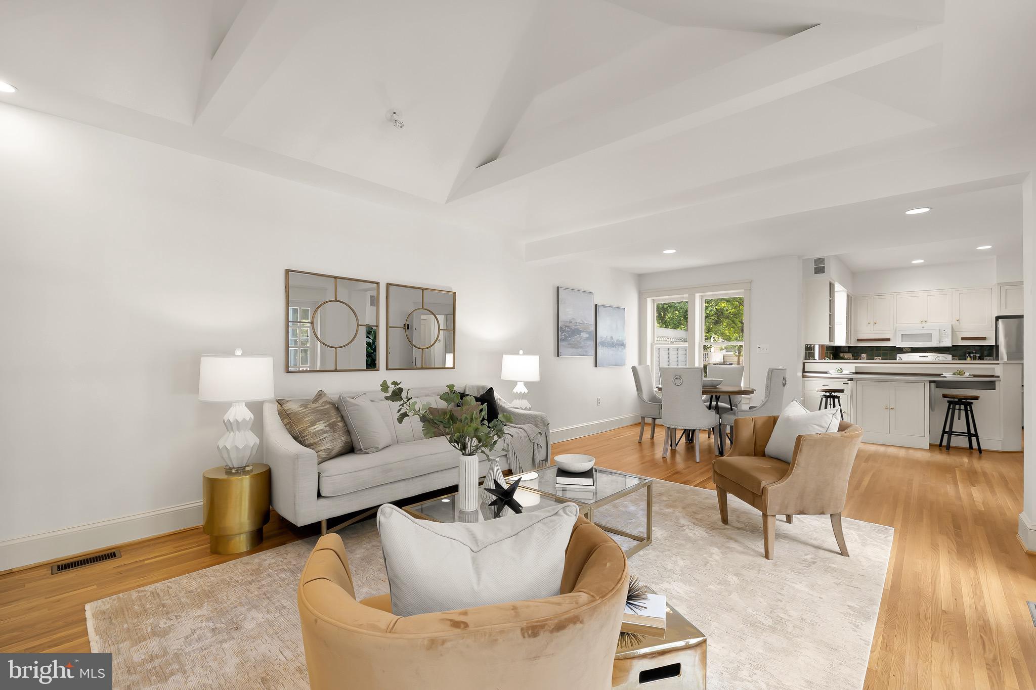 CLEVELAND PARK - Residential