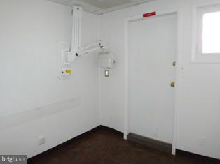 SOUTH END - Commercial Sale