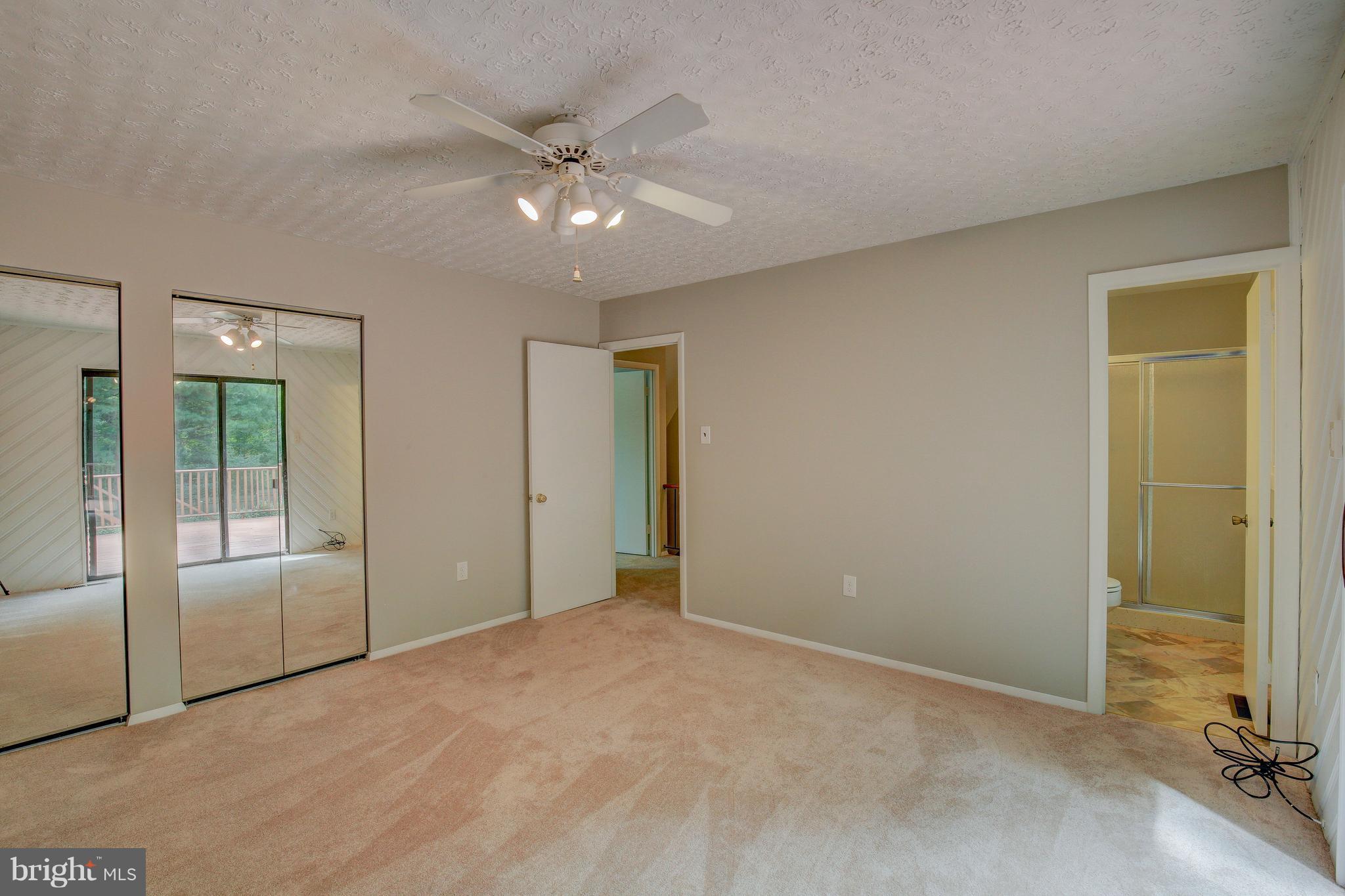 CROFTON MEADOWS - Residential