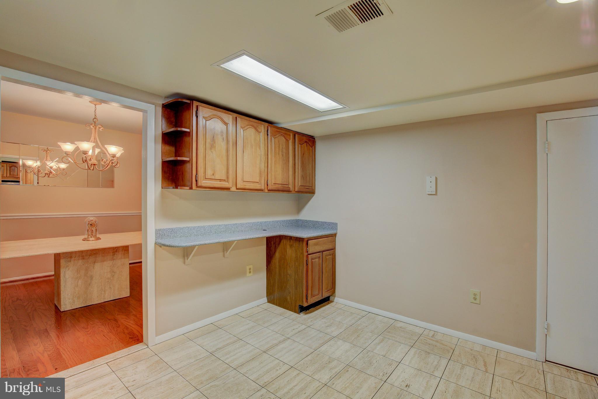 CROFTON MEADOWS - Residential