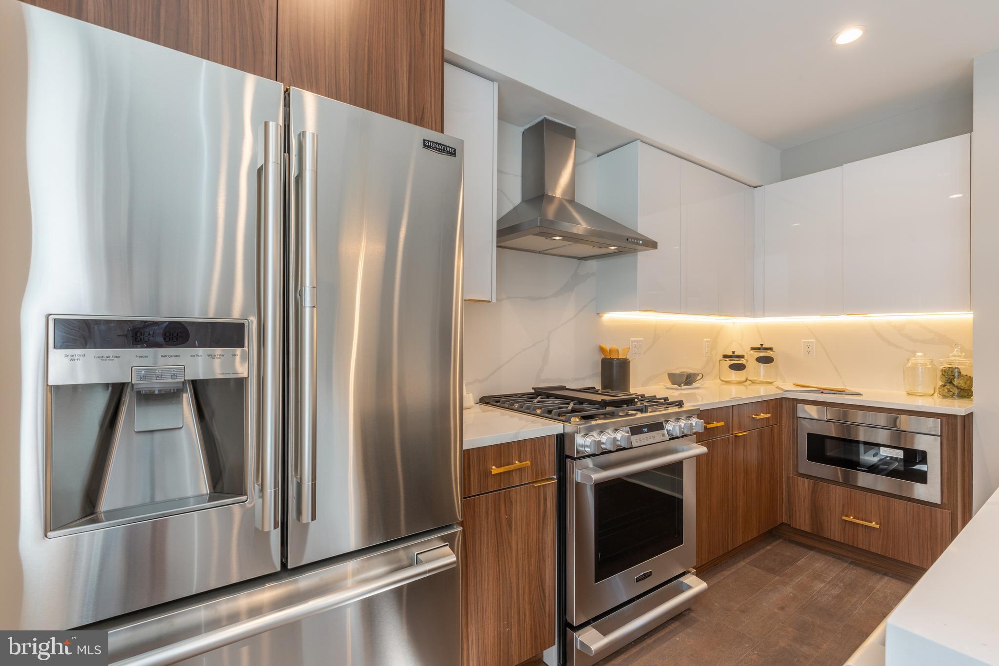 BELLA VISTA - Residential