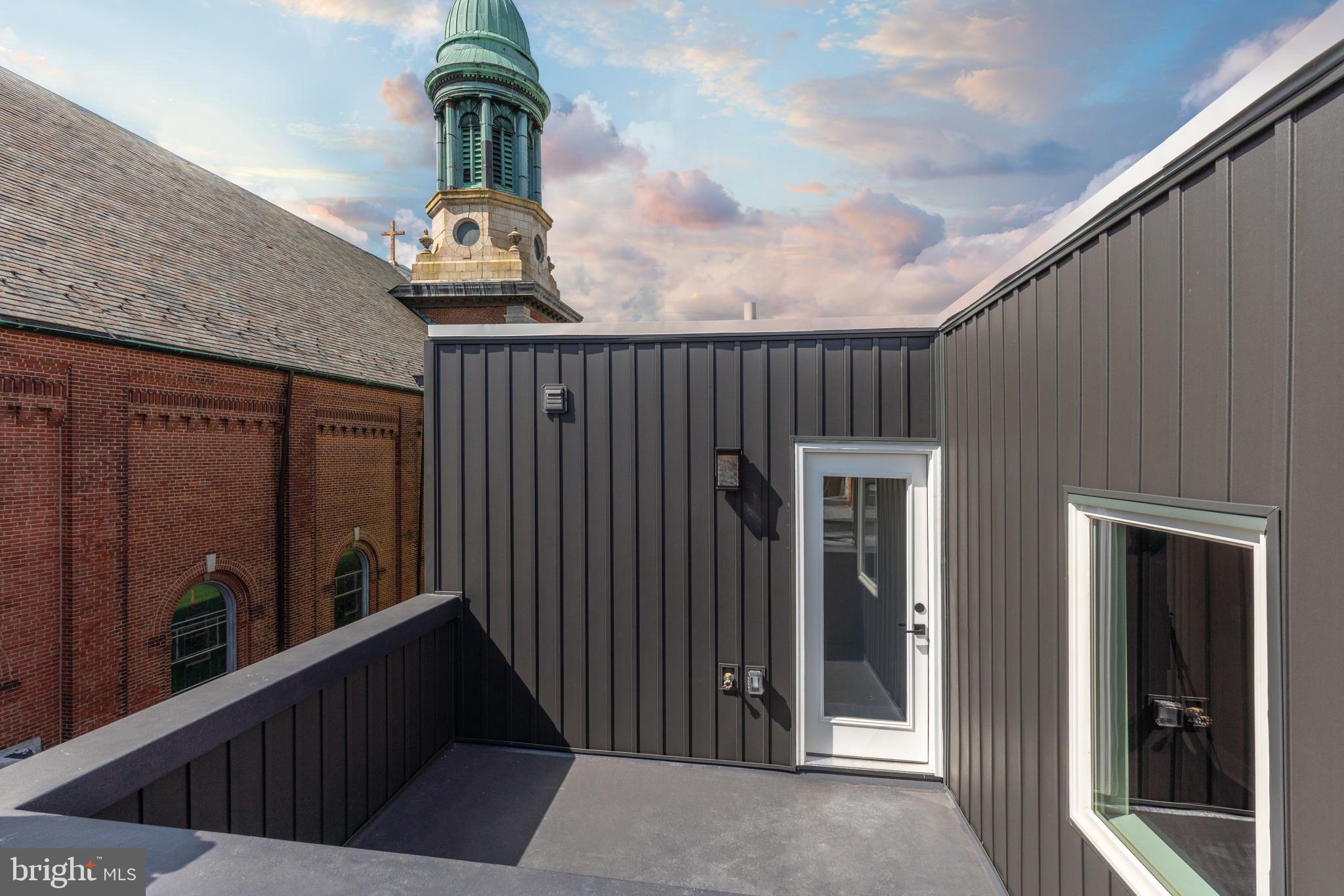 BELLA VISTA - Residential