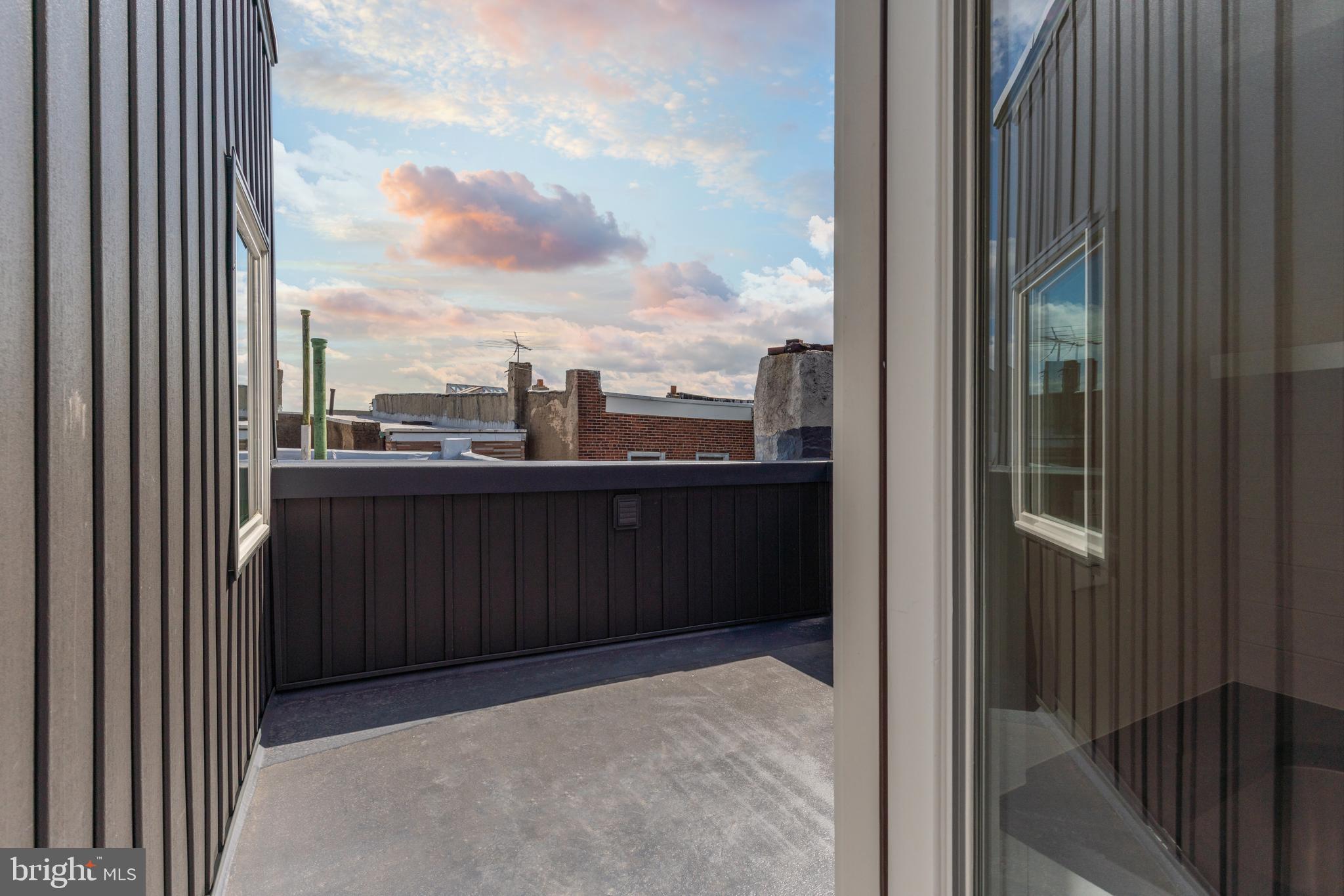 BELLA VISTA - Residential