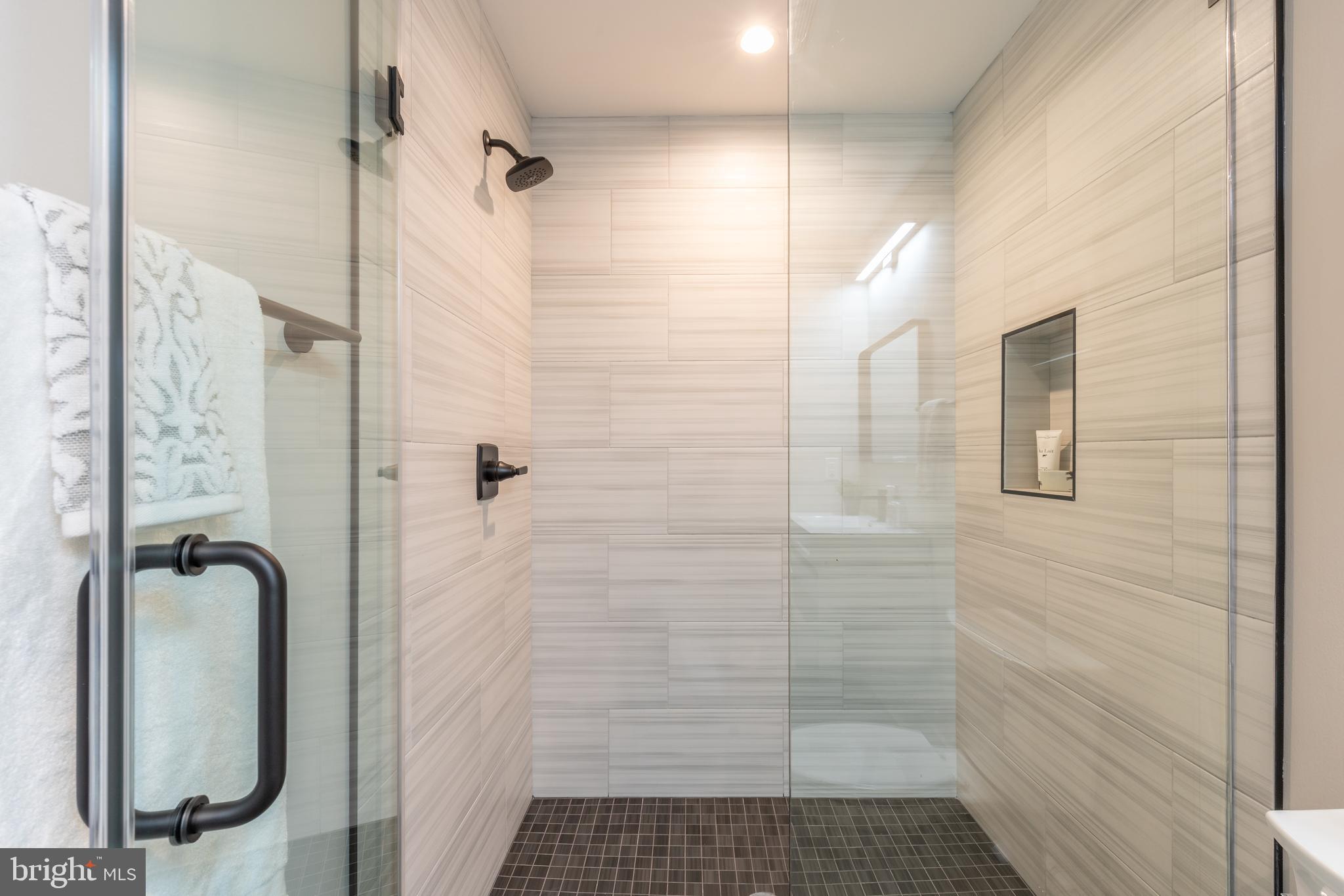 BELLA VISTA - Residential