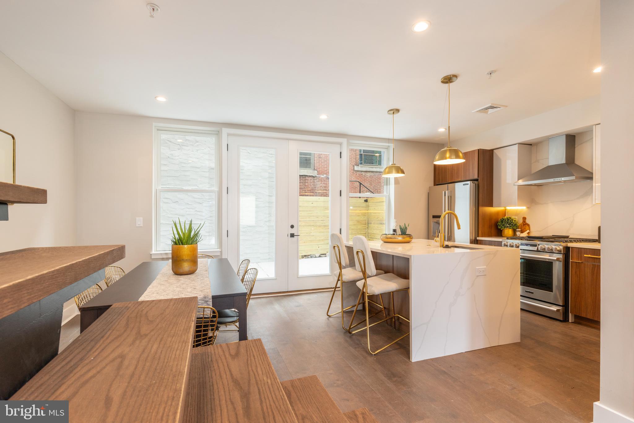 BELLA VISTA - Residential