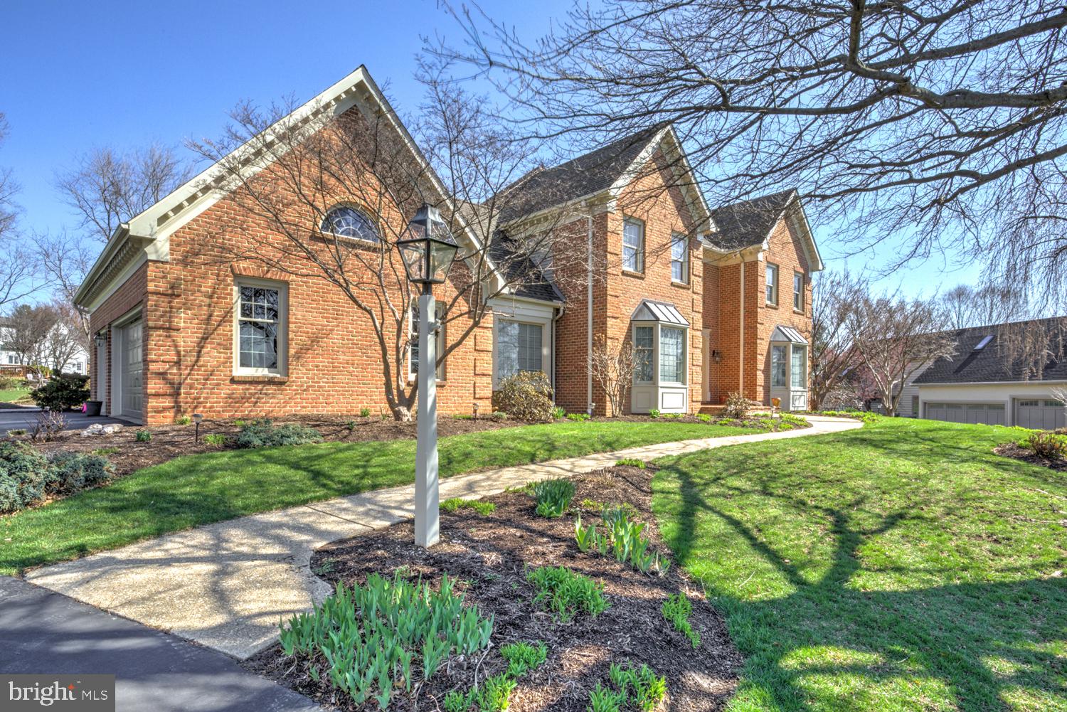 1021 STEEPLECHASE DRIVE