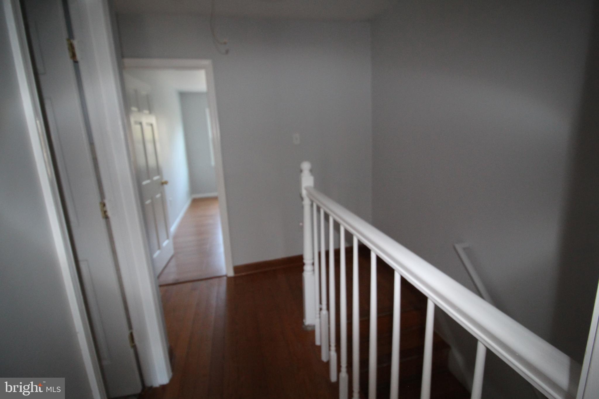 VILLAGE GATE - Residential