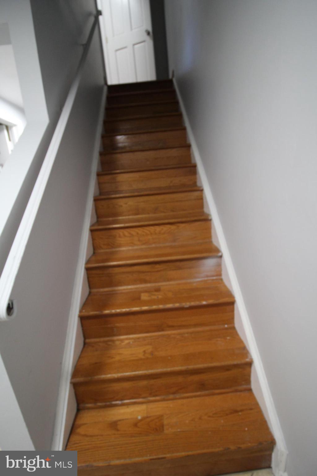 VILLAGE GATE - Residential