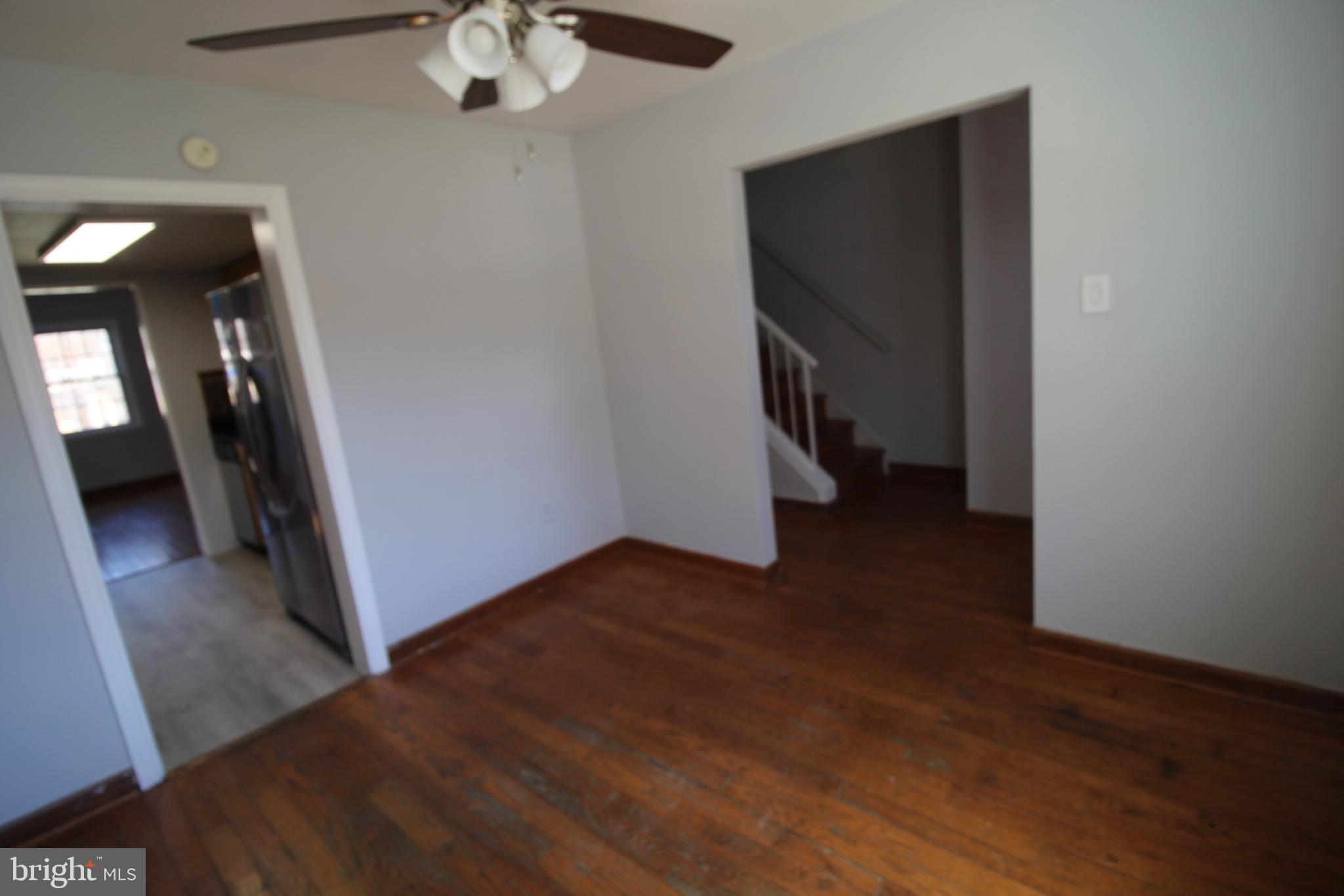 VILLAGE GATE - Residential