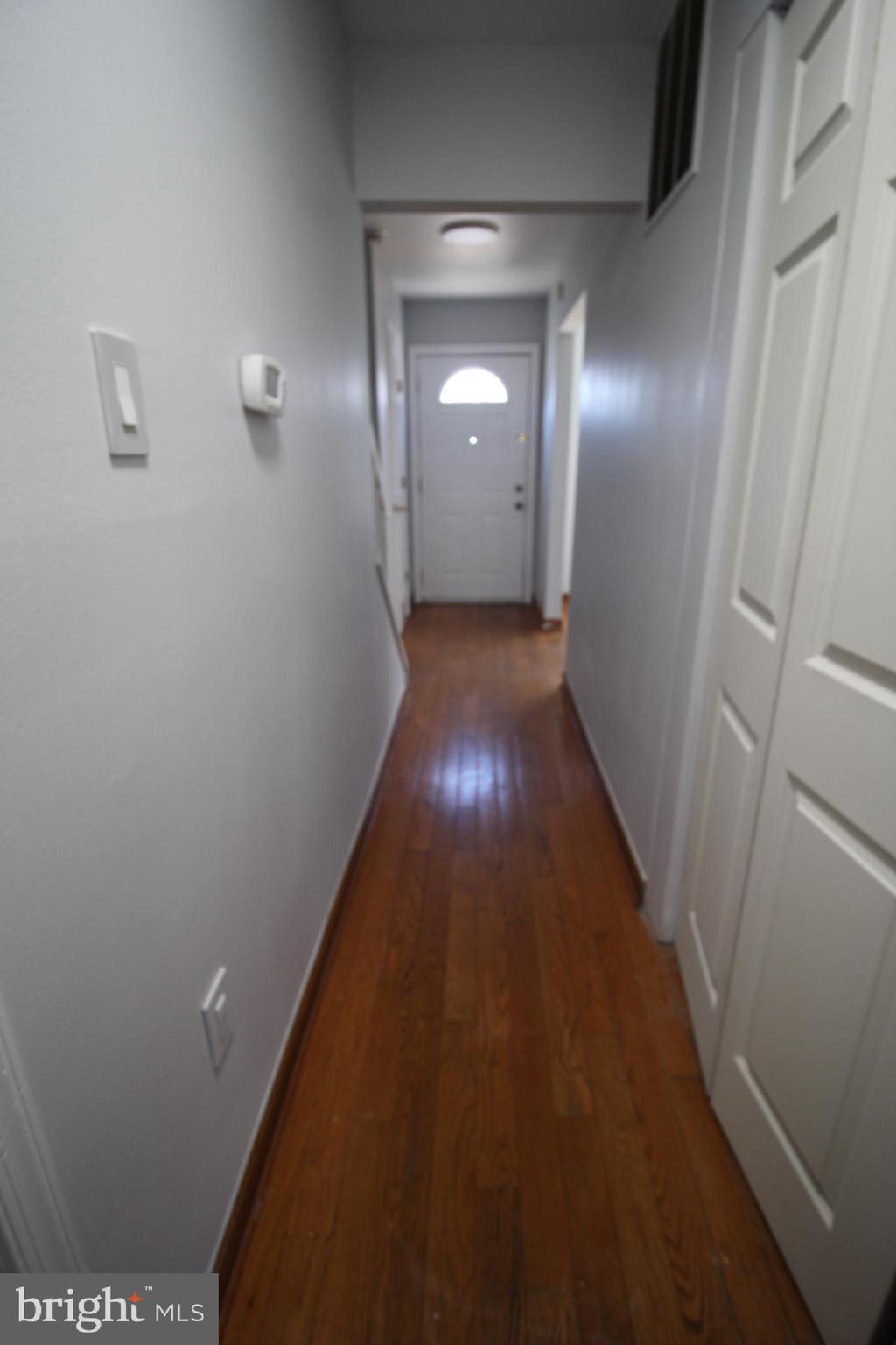 VILLAGE GATE - Residential