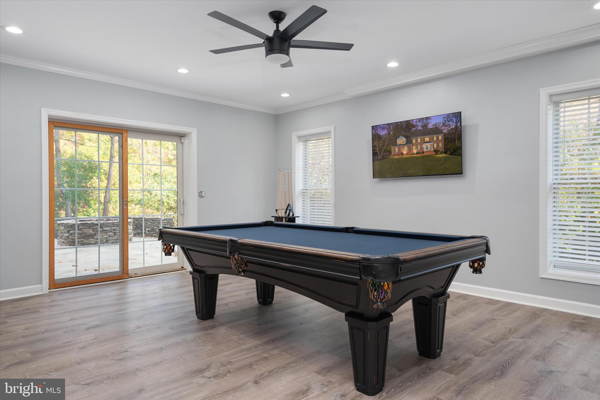 SHORE ACRES - Residential