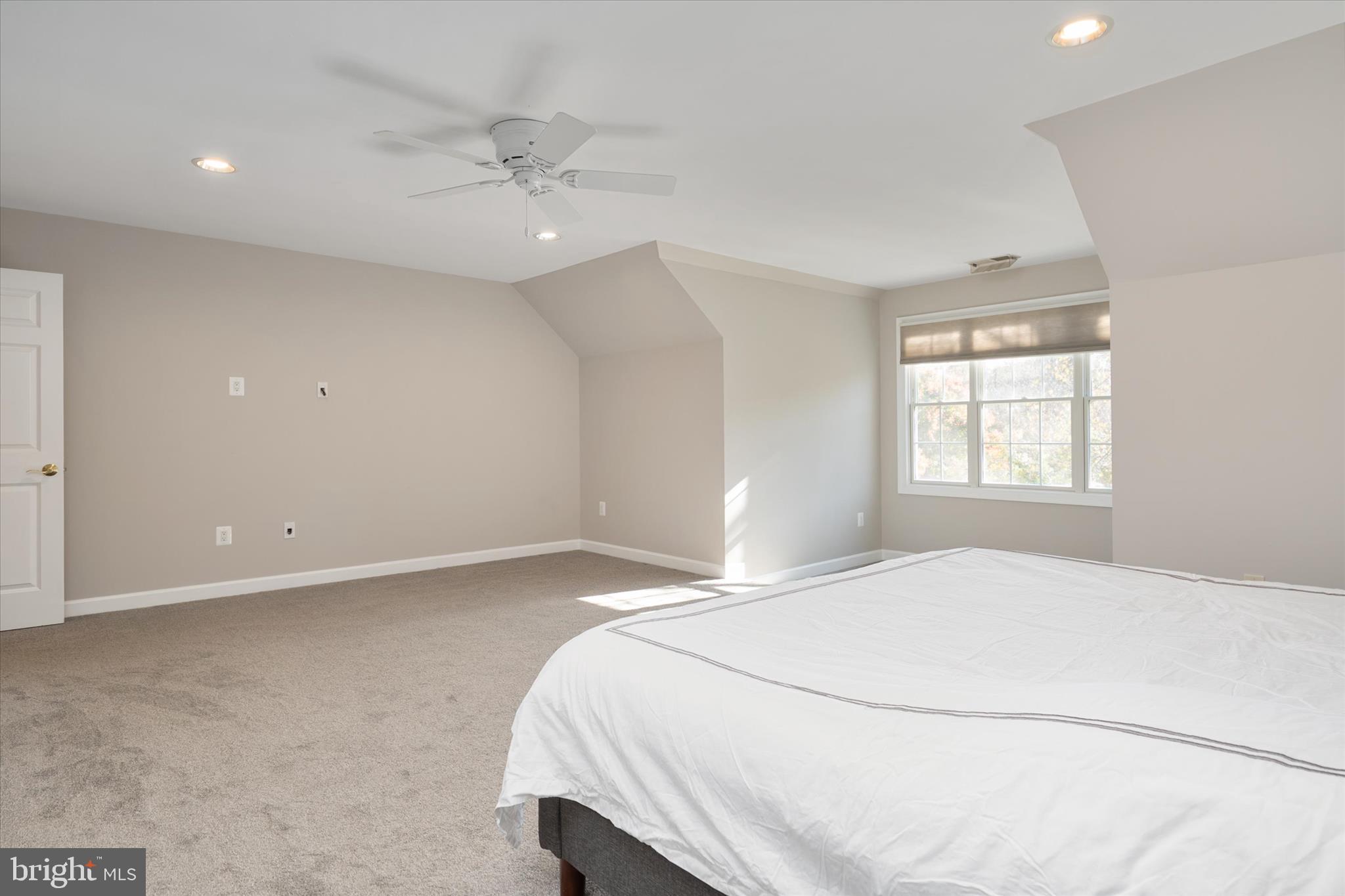 SHORE ACRES - Residential