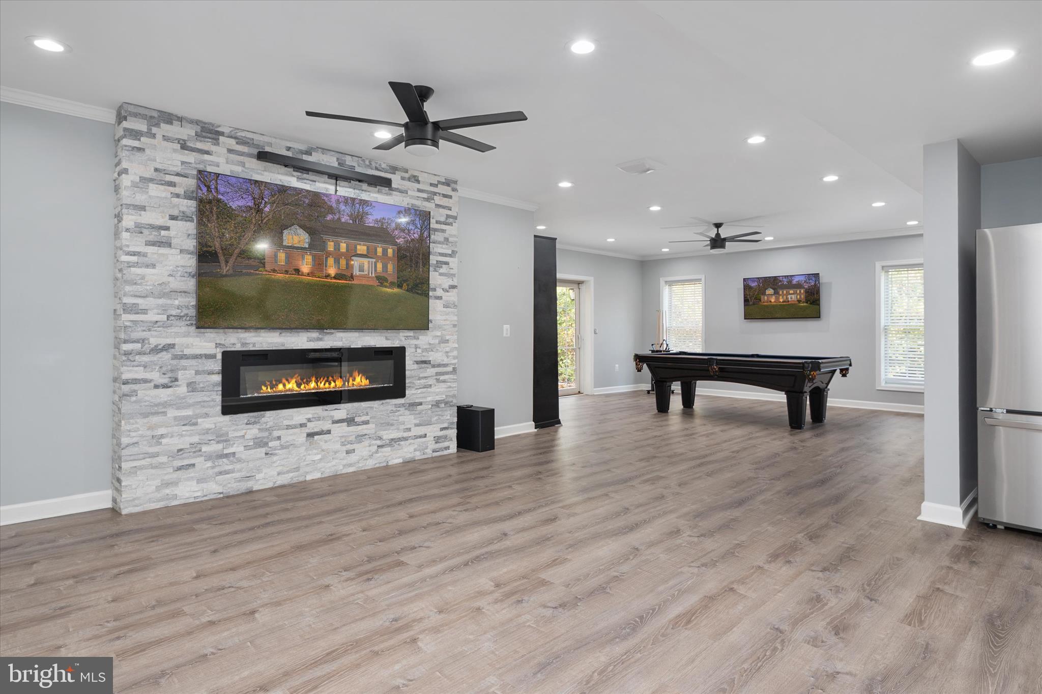 SHORE ACRES - Residential