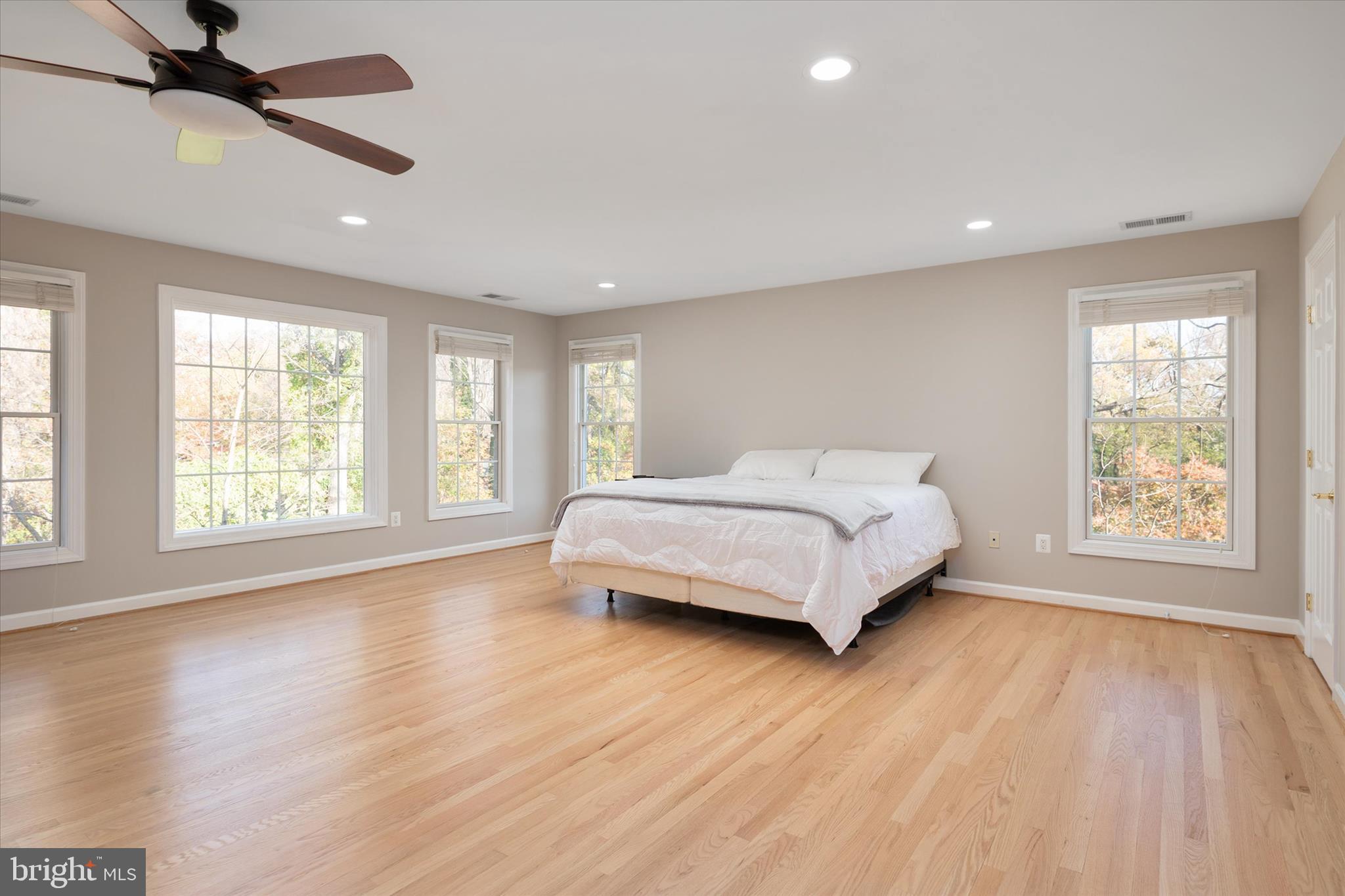 SHORE ACRES - Residential