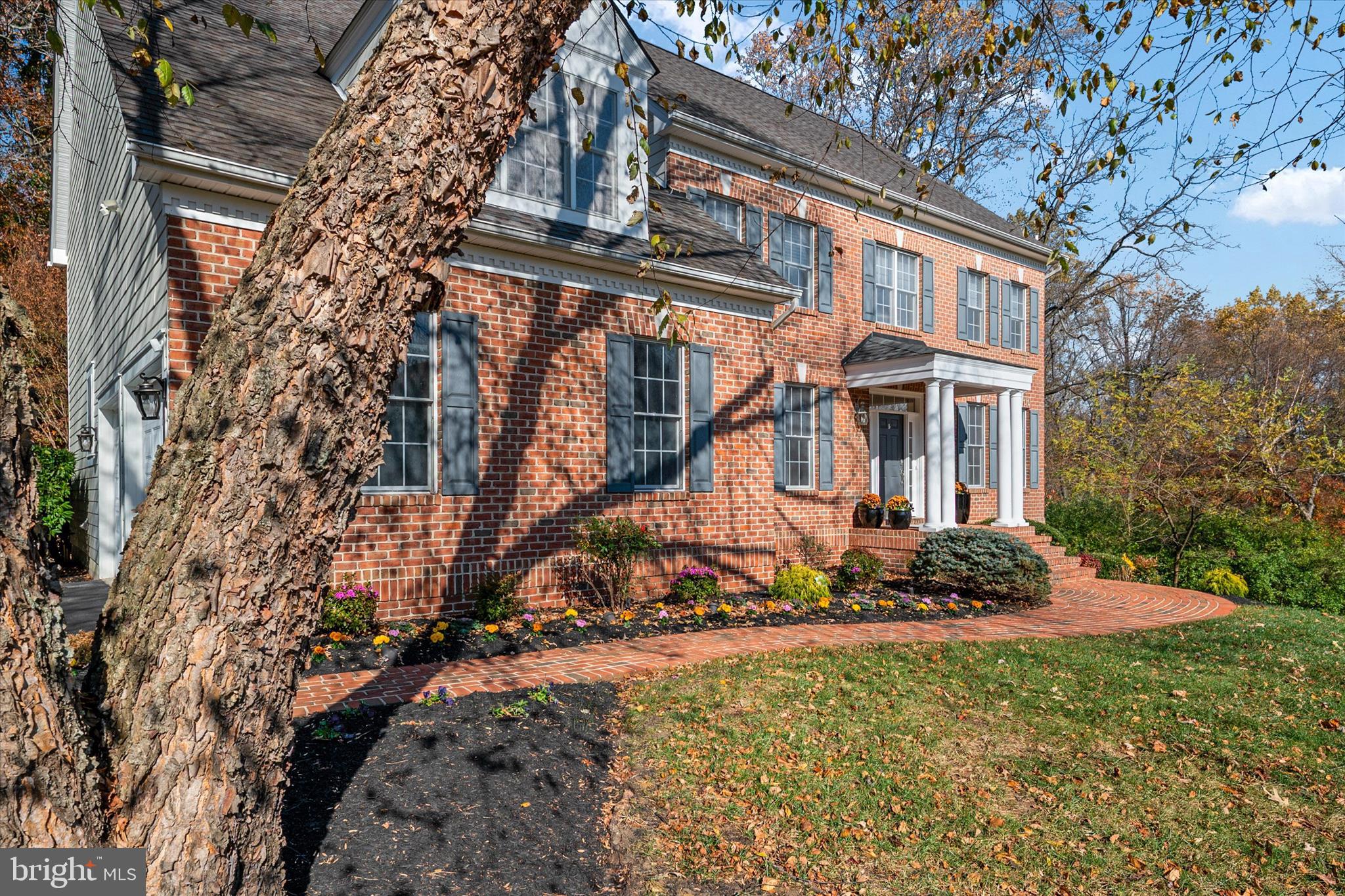 SHORE ACRES - Residential