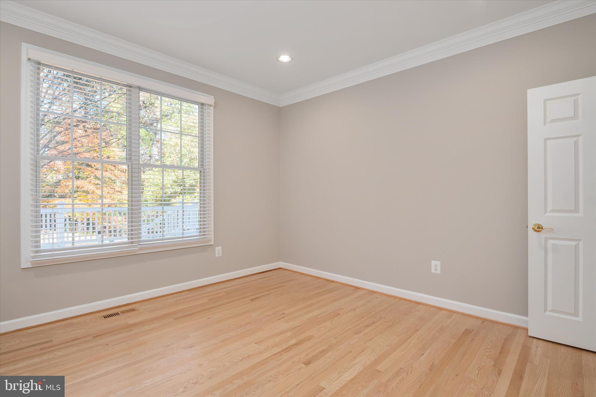 SHORE ACRES - Residential