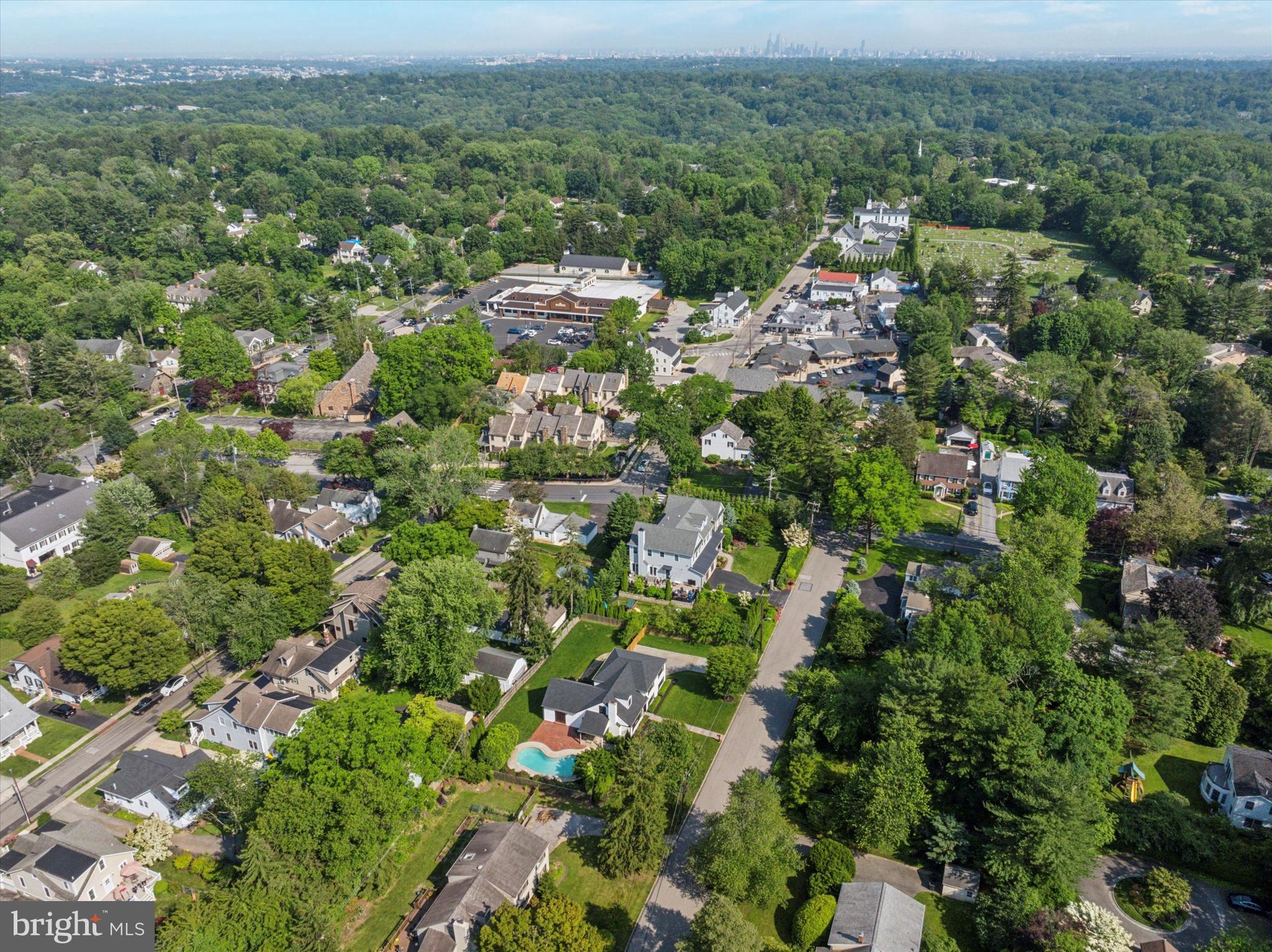 GLADWYNE - Residential