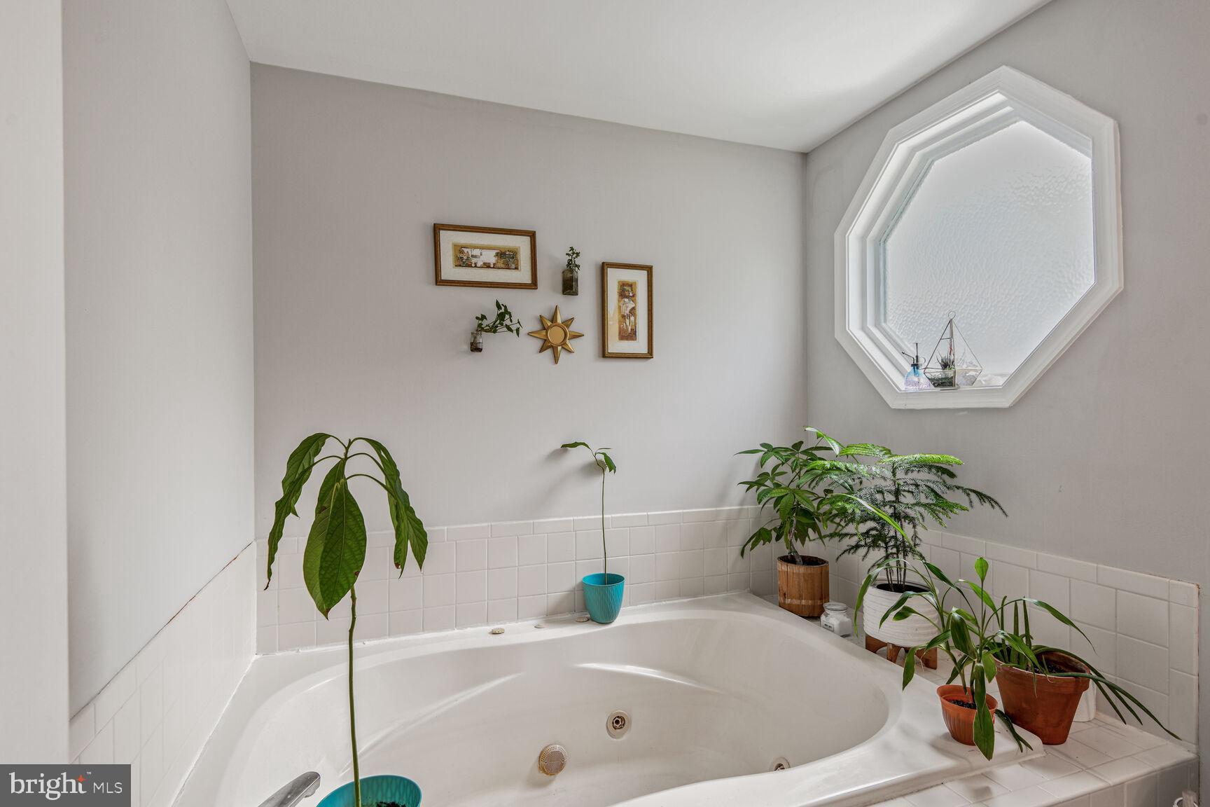 IDLEWILDE ON THE BAY - Residential