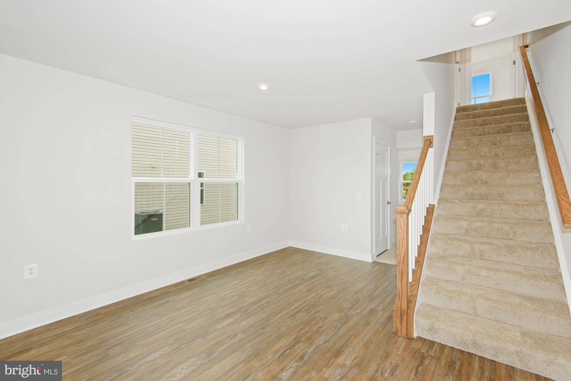 ARCADIA NORTH - Residential