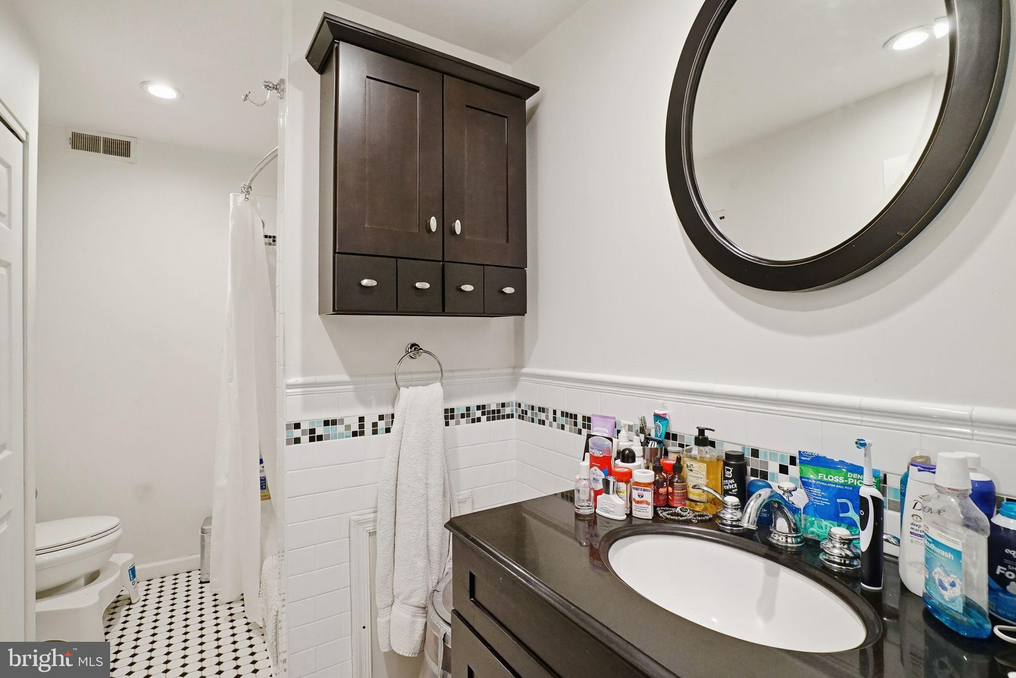 SOCIETY HILL - Residential