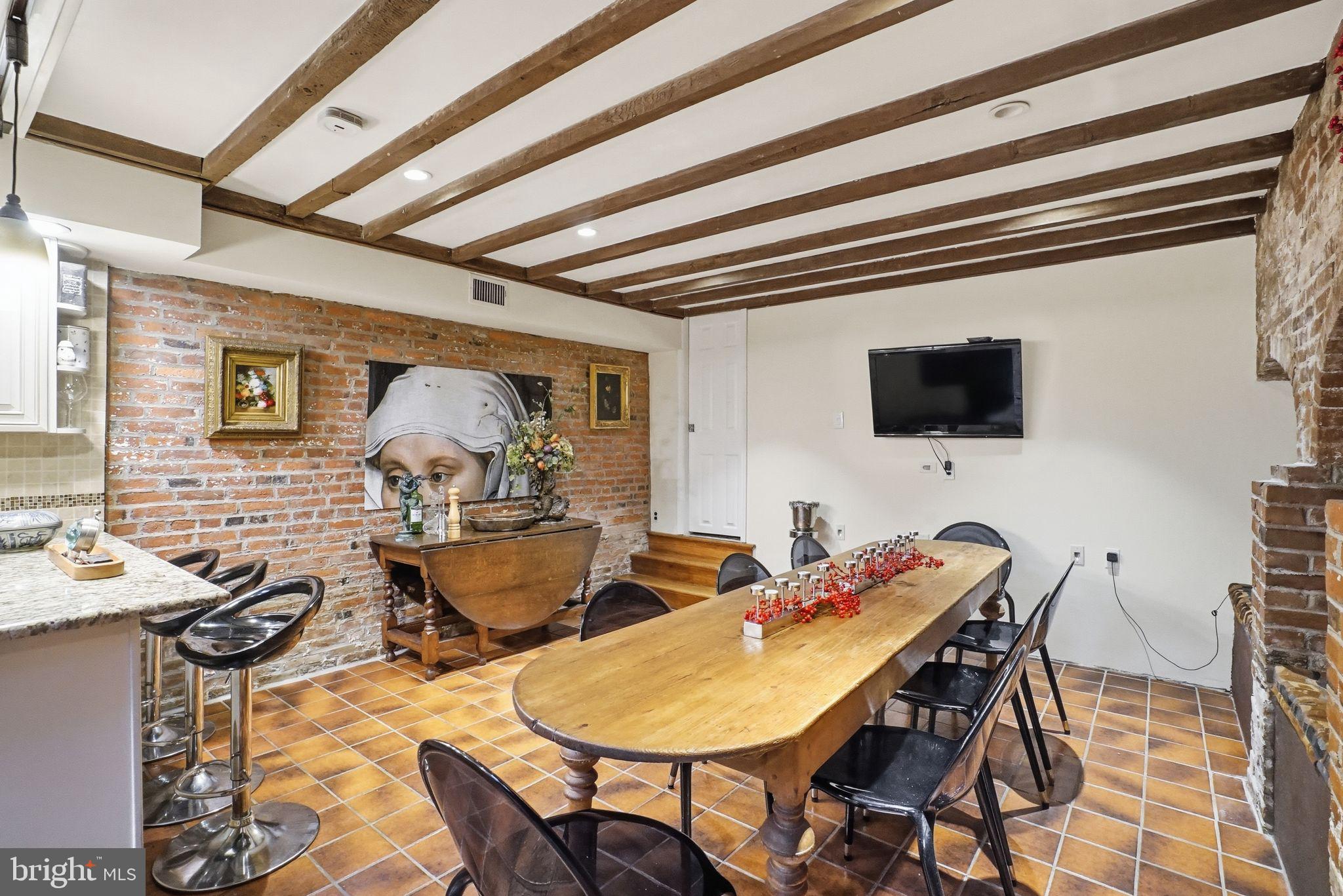 SOCIETY HILL - Residential