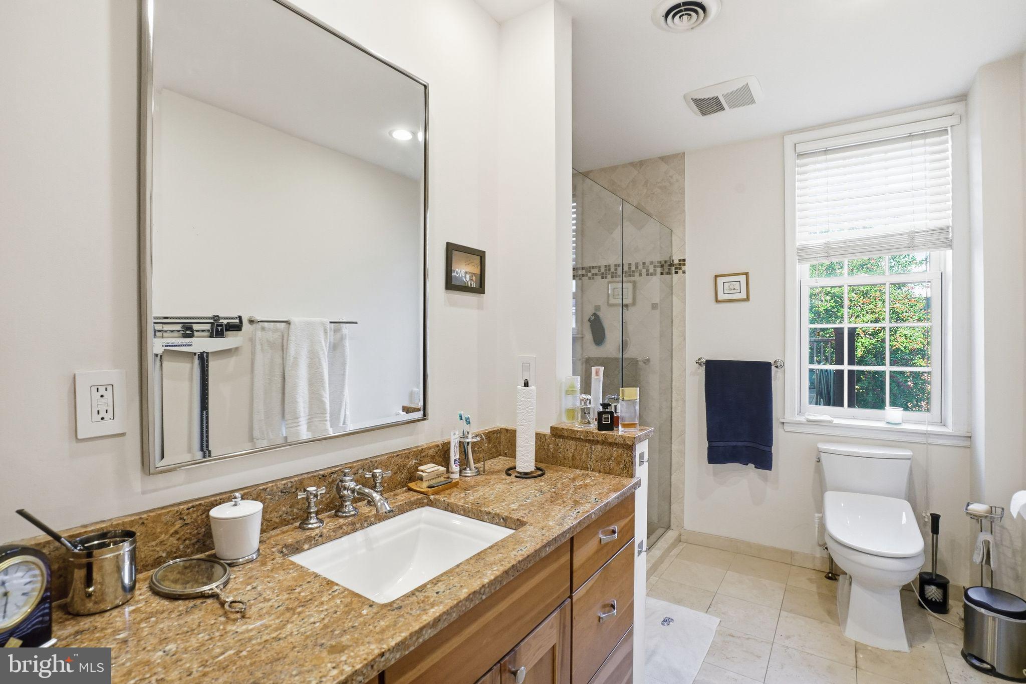 SOCIETY HILL - Residential