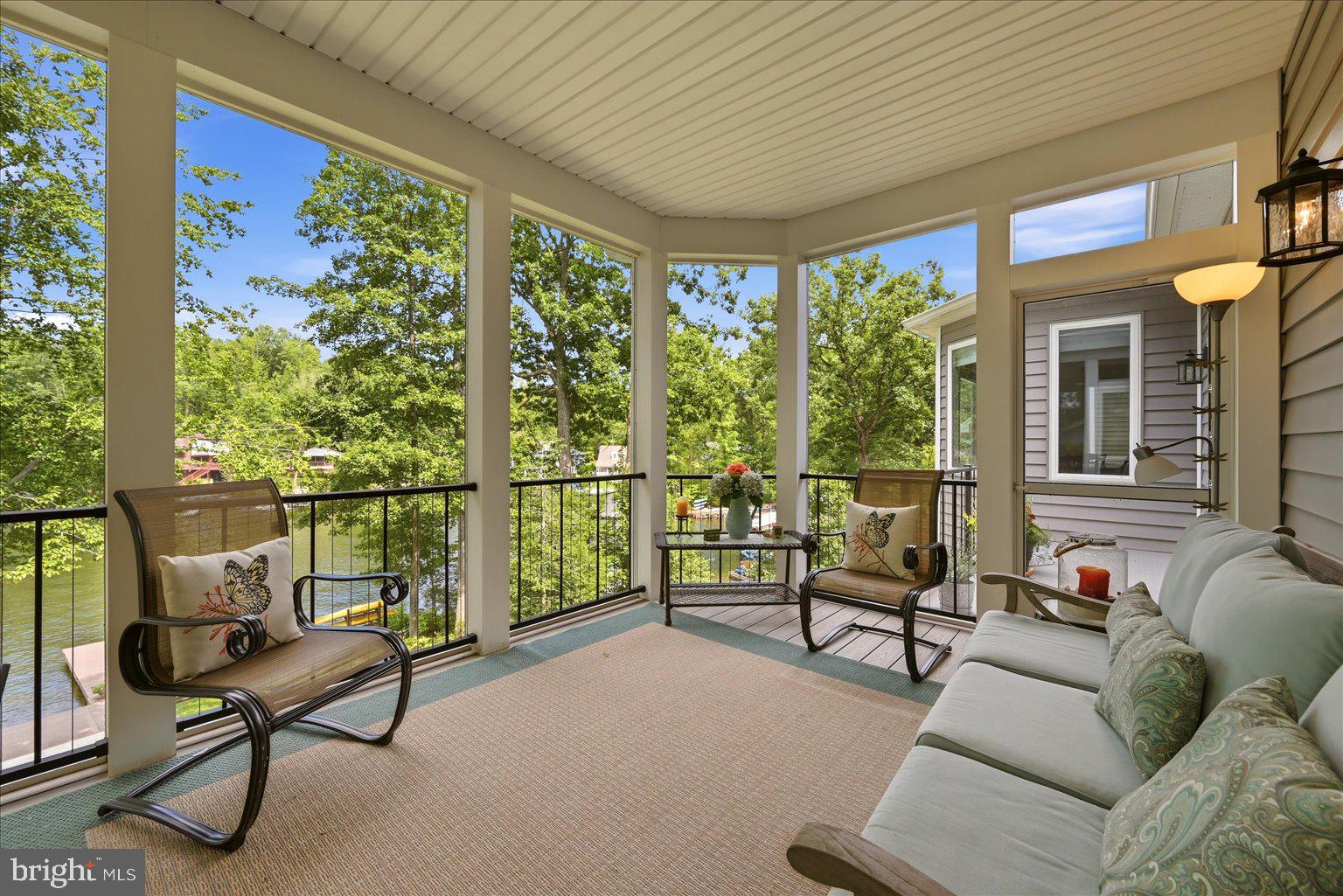 208 BEACHSIDE COVE