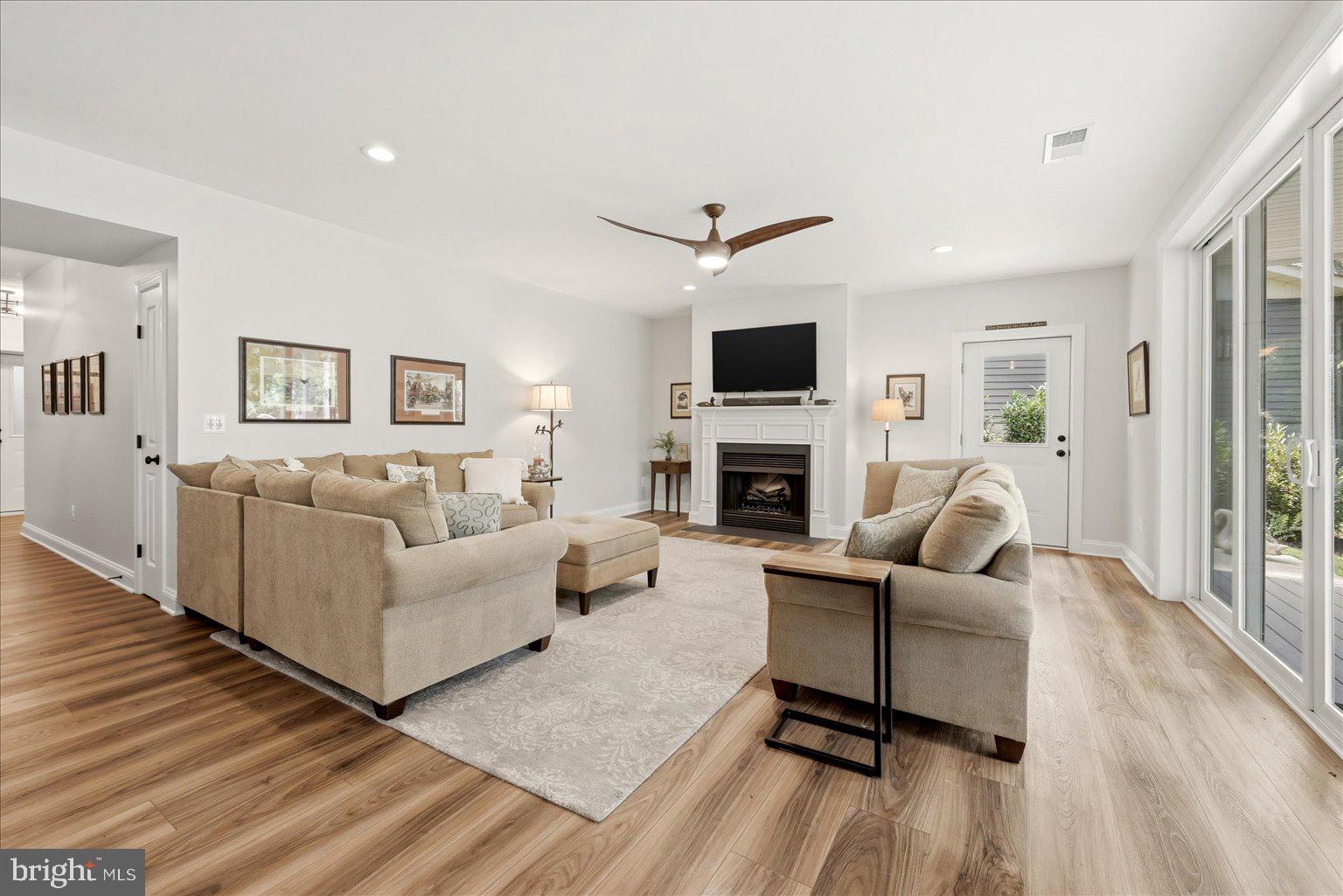 208 BEACHSIDE COVE
