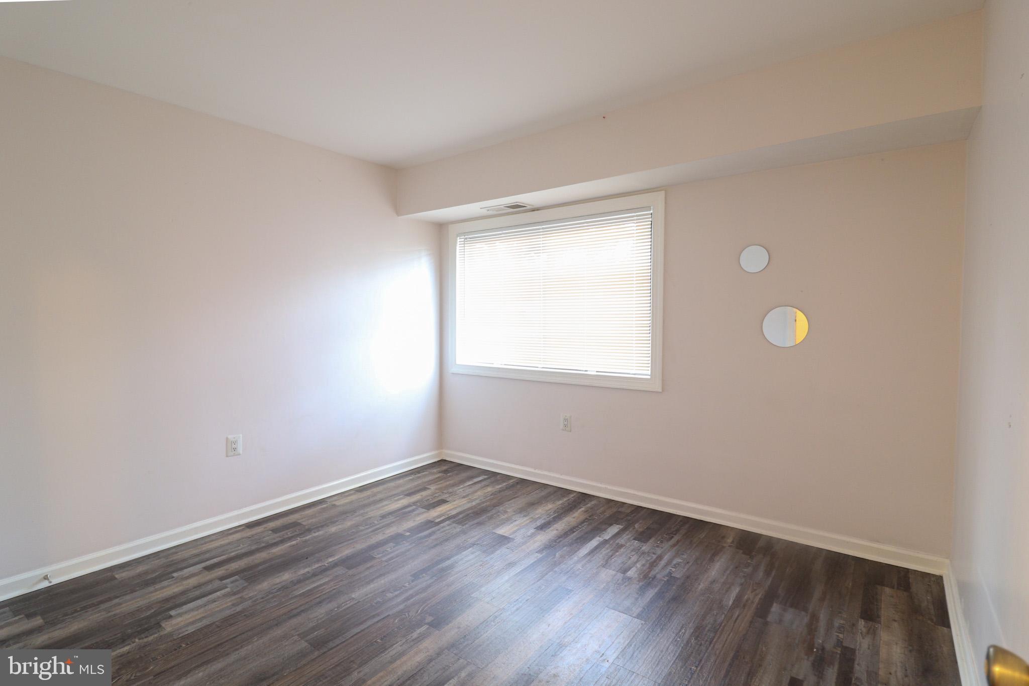 WESTWOOD PARK - Residential