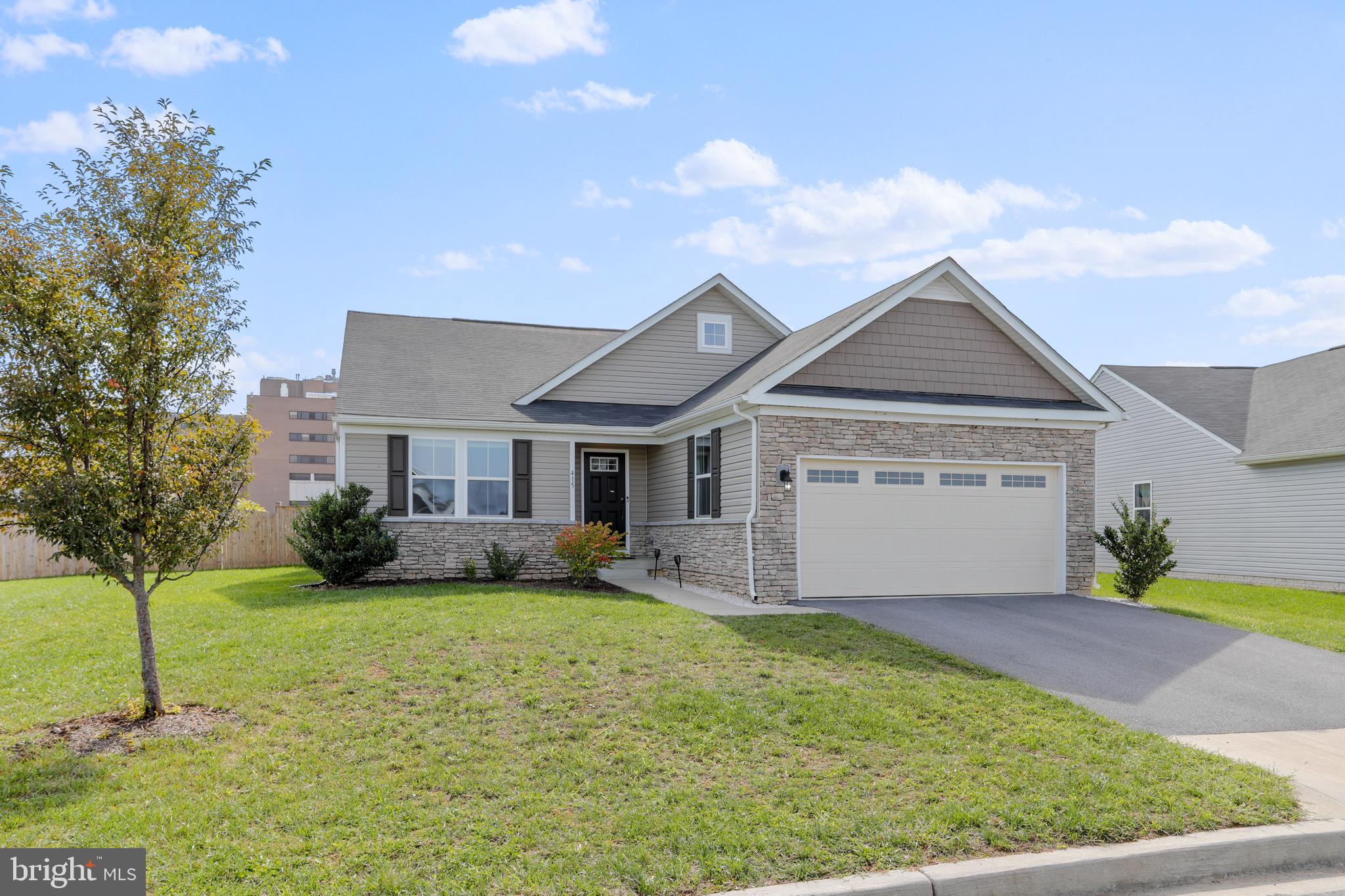 ARCADIA SPRINGS - Residential