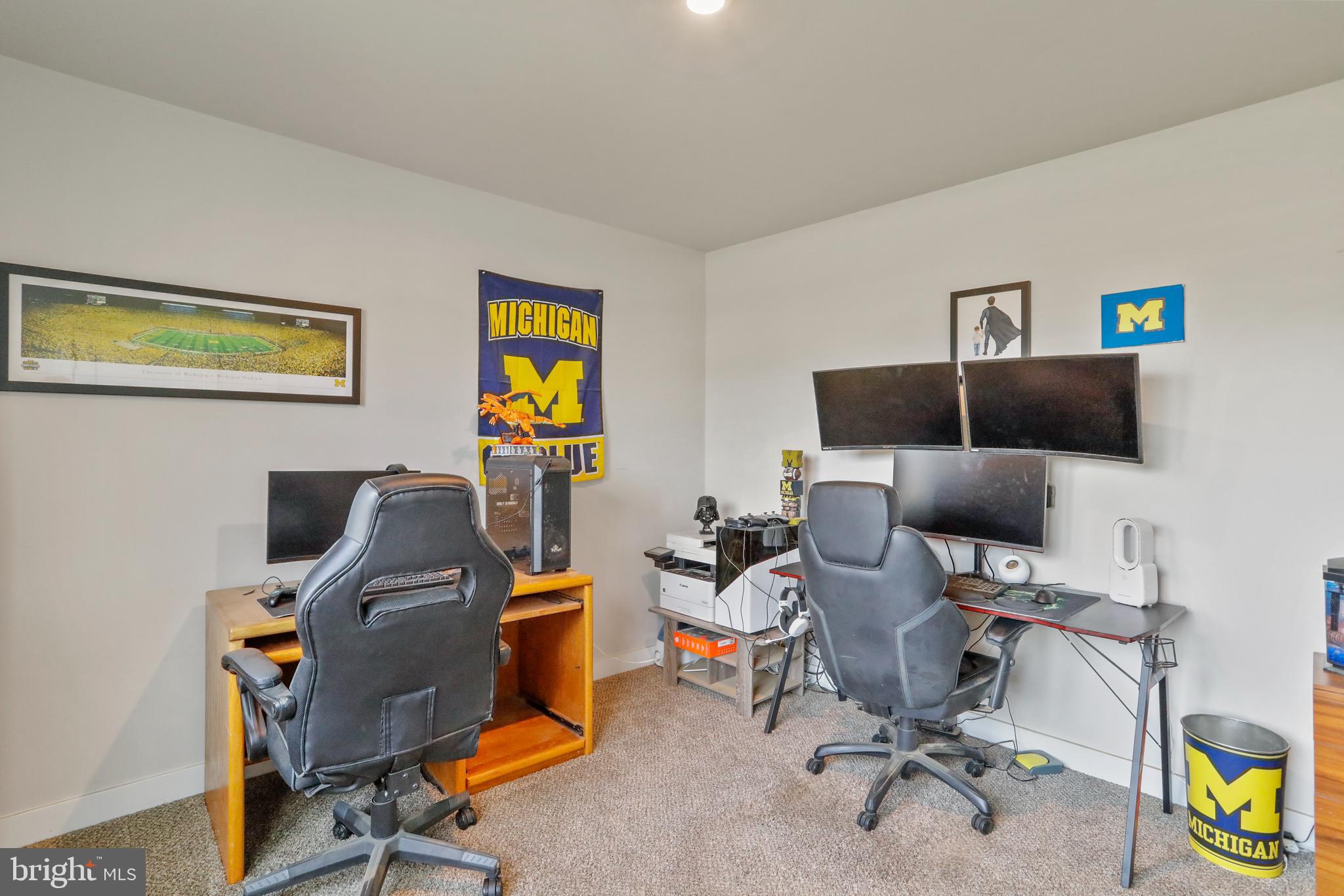 ARCADIA SPRINGS - Residential