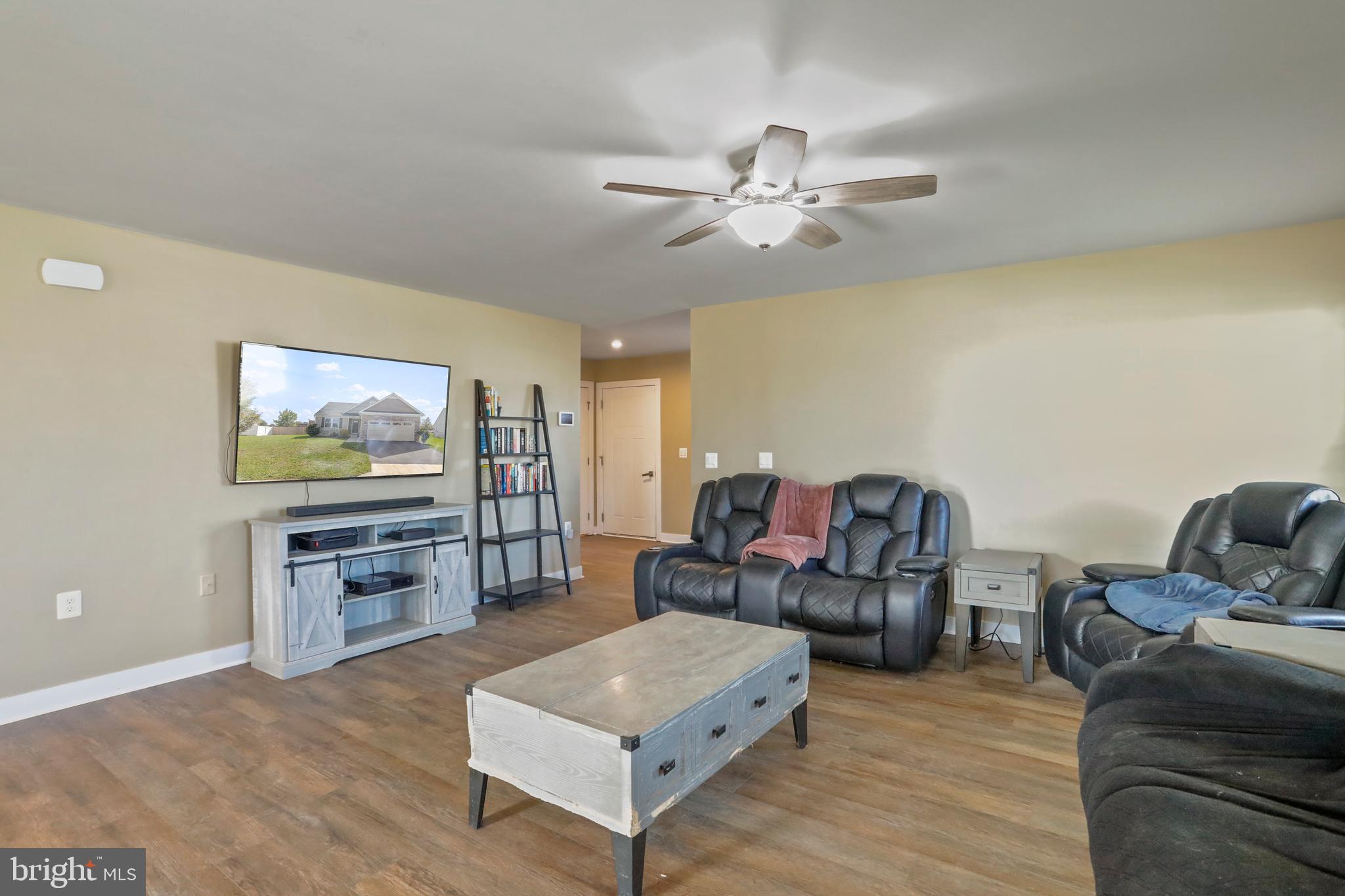 ARCADIA SPRINGS - Residential