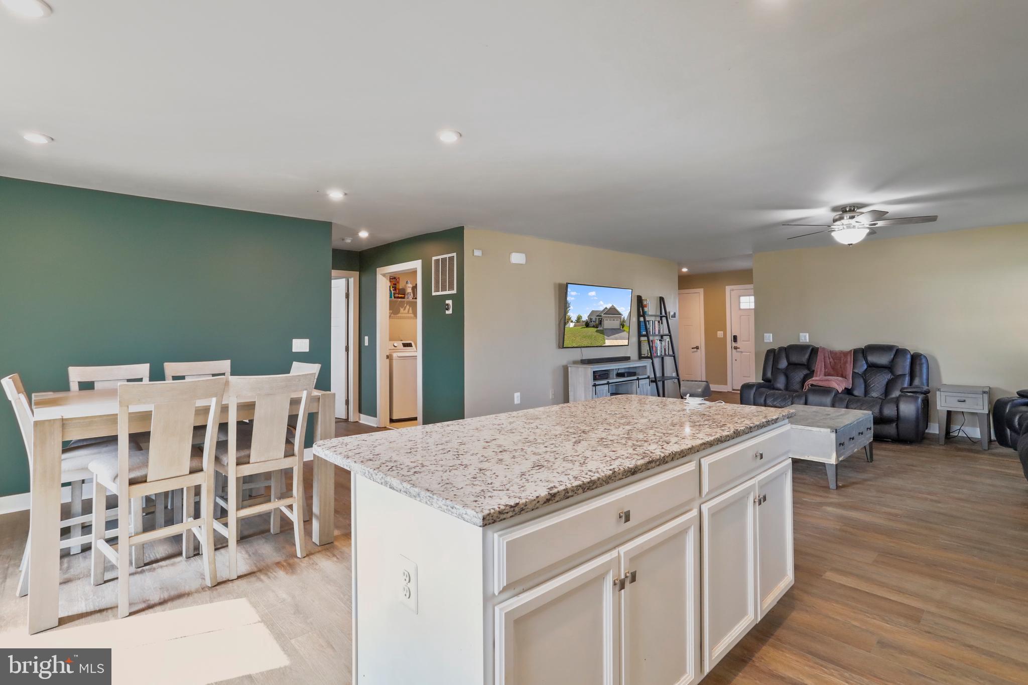 ARCADIA SPRINGS - Residential