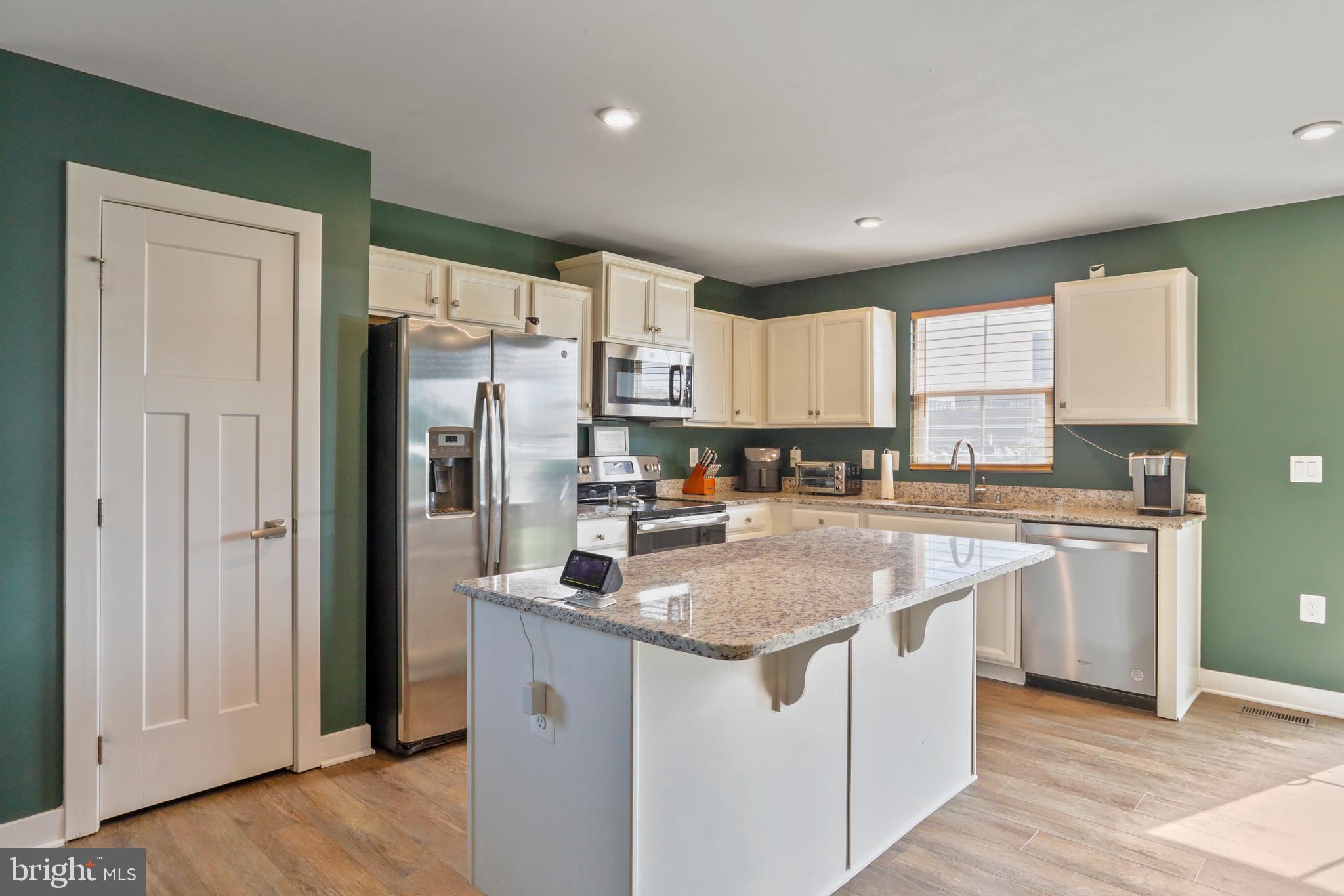 ARCADIA SPRINGS - Residential