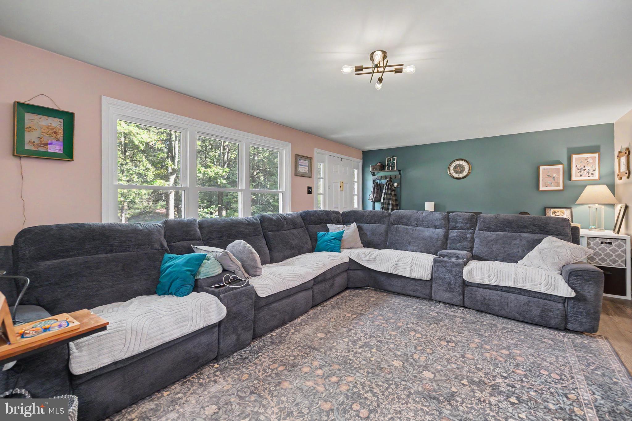 7161 ROGUES ROAD