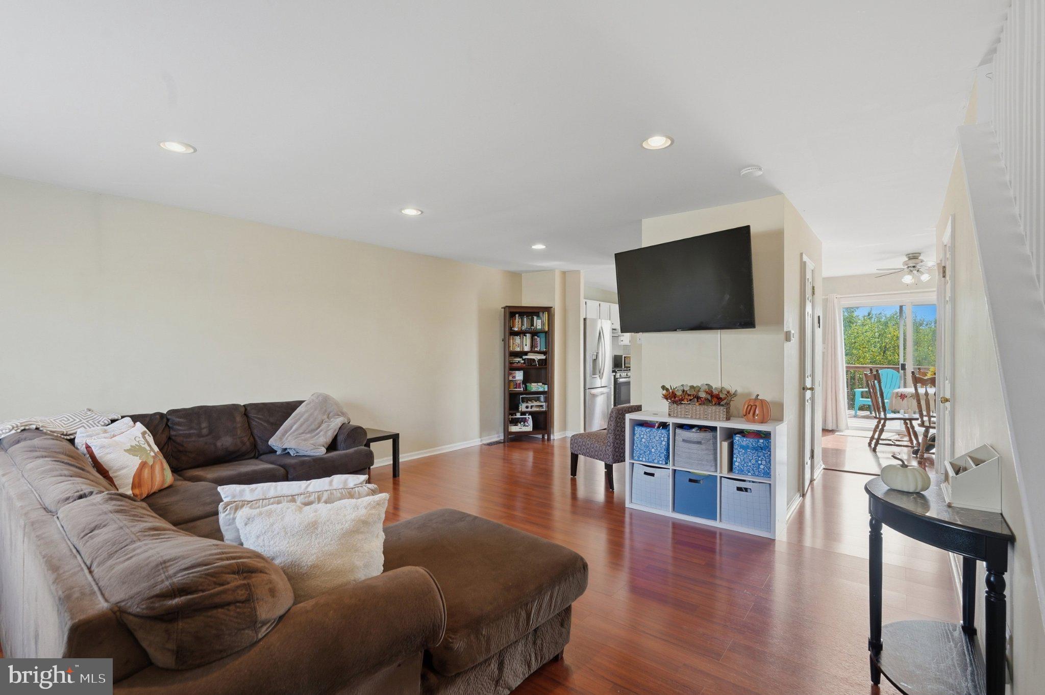 1014 RAFTER ROAD