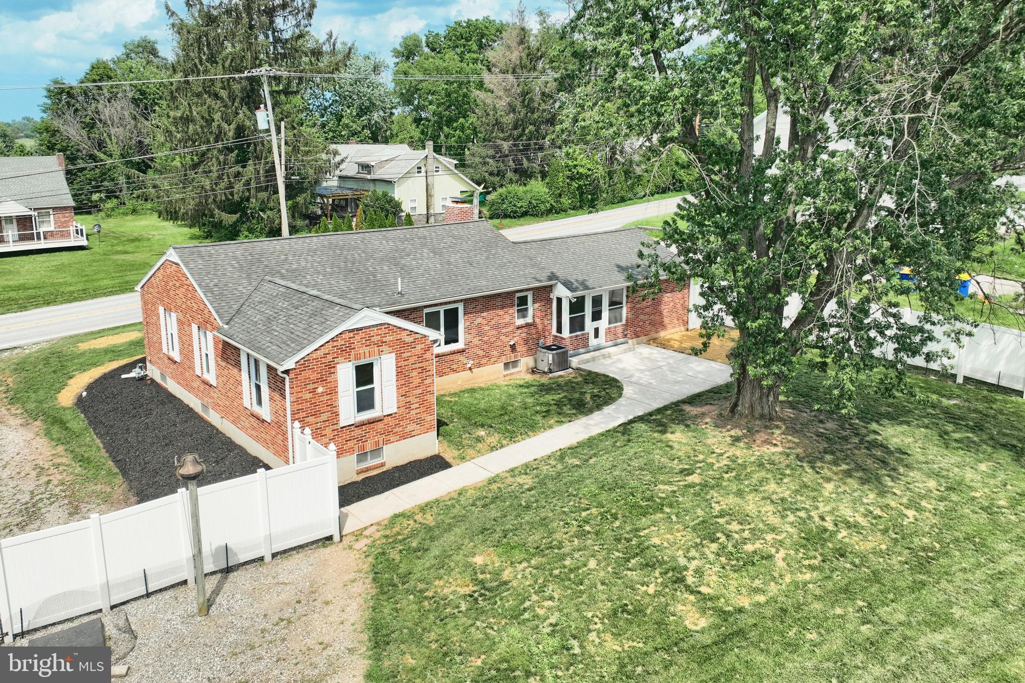 MANCHESTER TWP - Residential