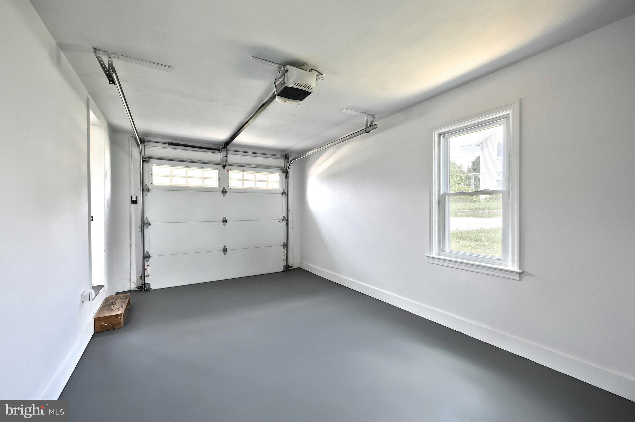 MANCHESTER TWP - Residential