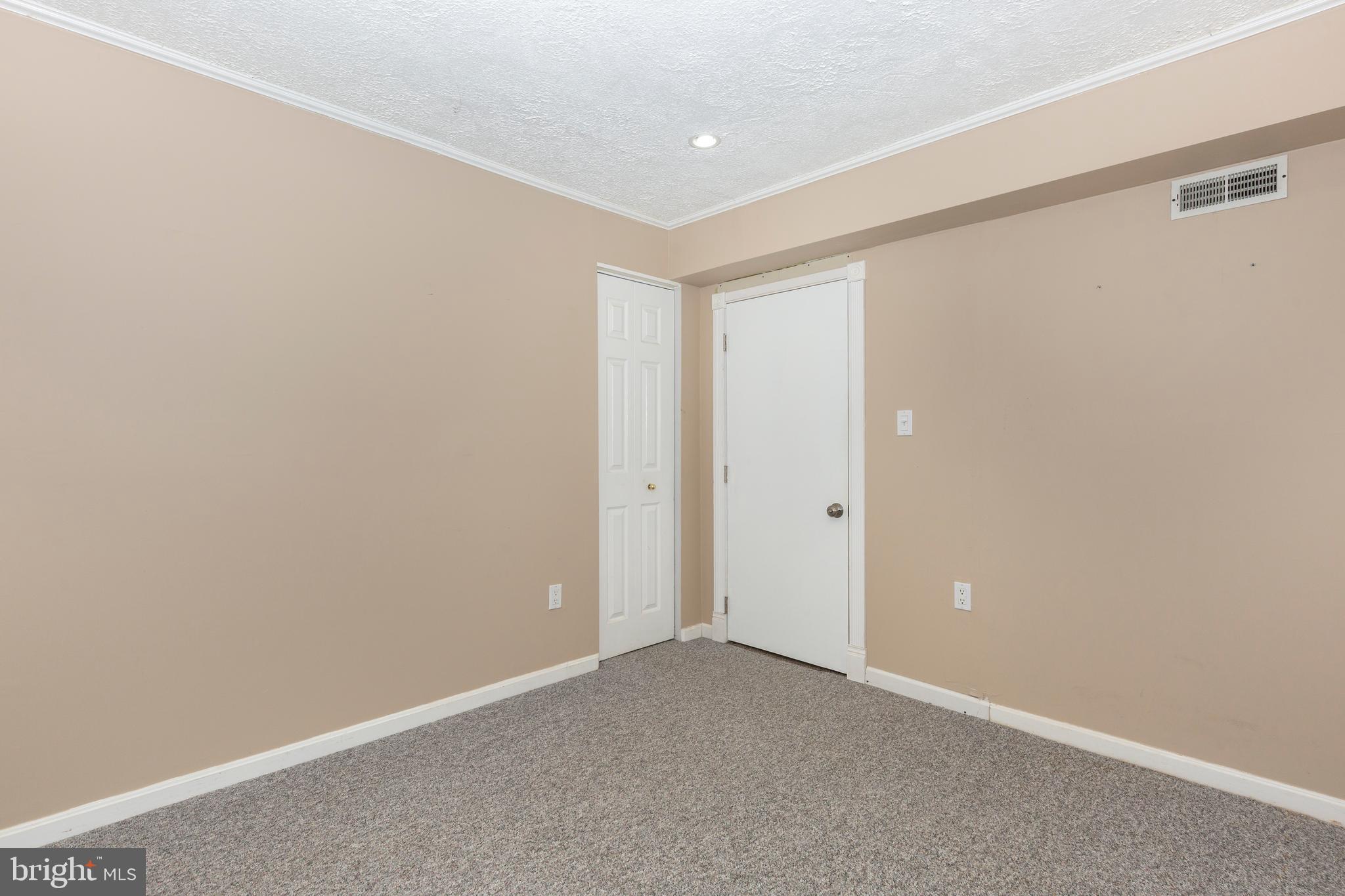 HILLTOP - Residential