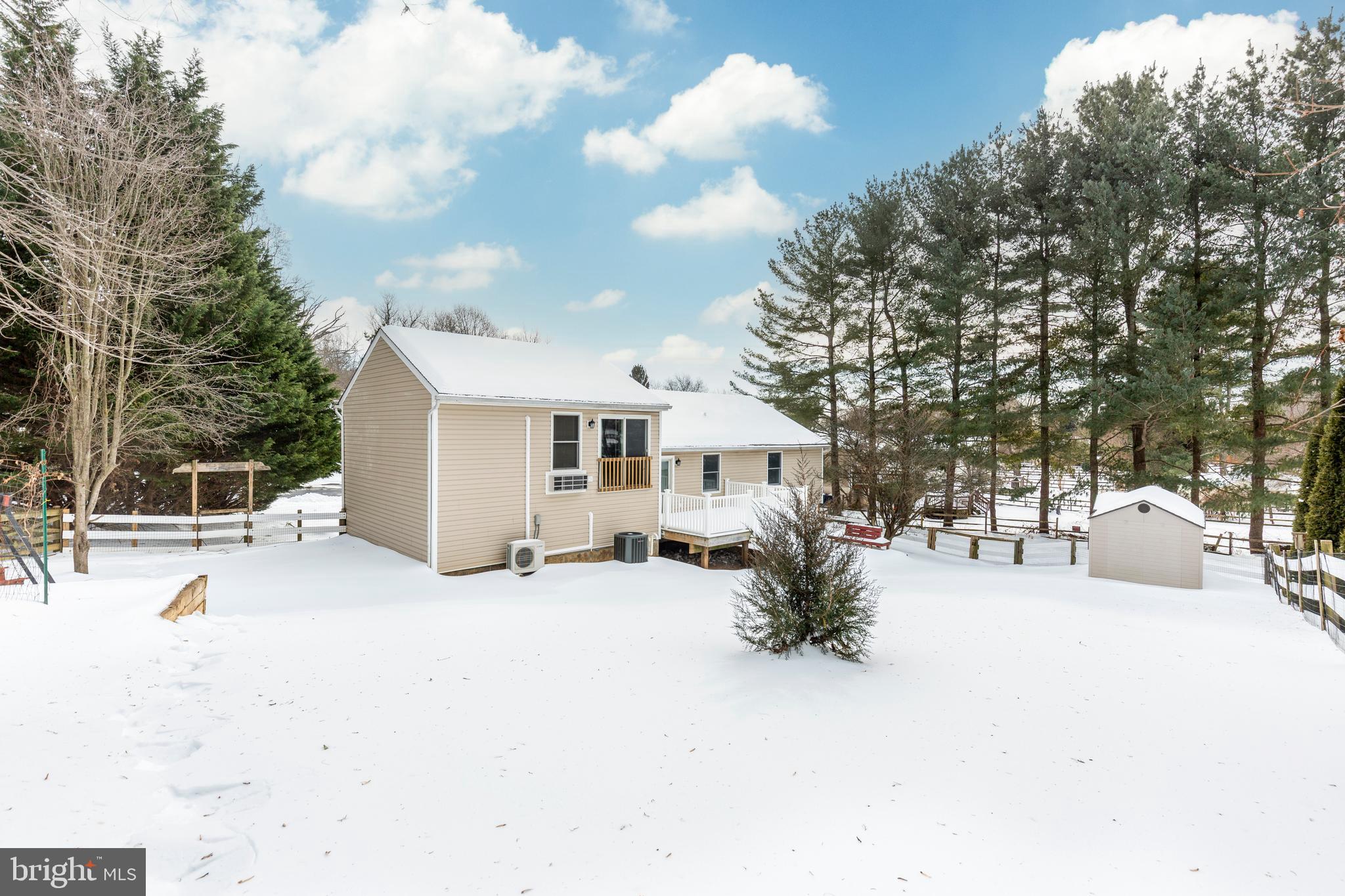 HILLTOP - Residential