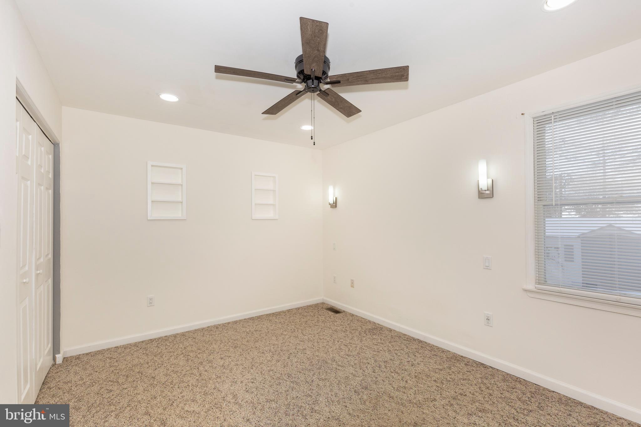 HILLTOP - Residential