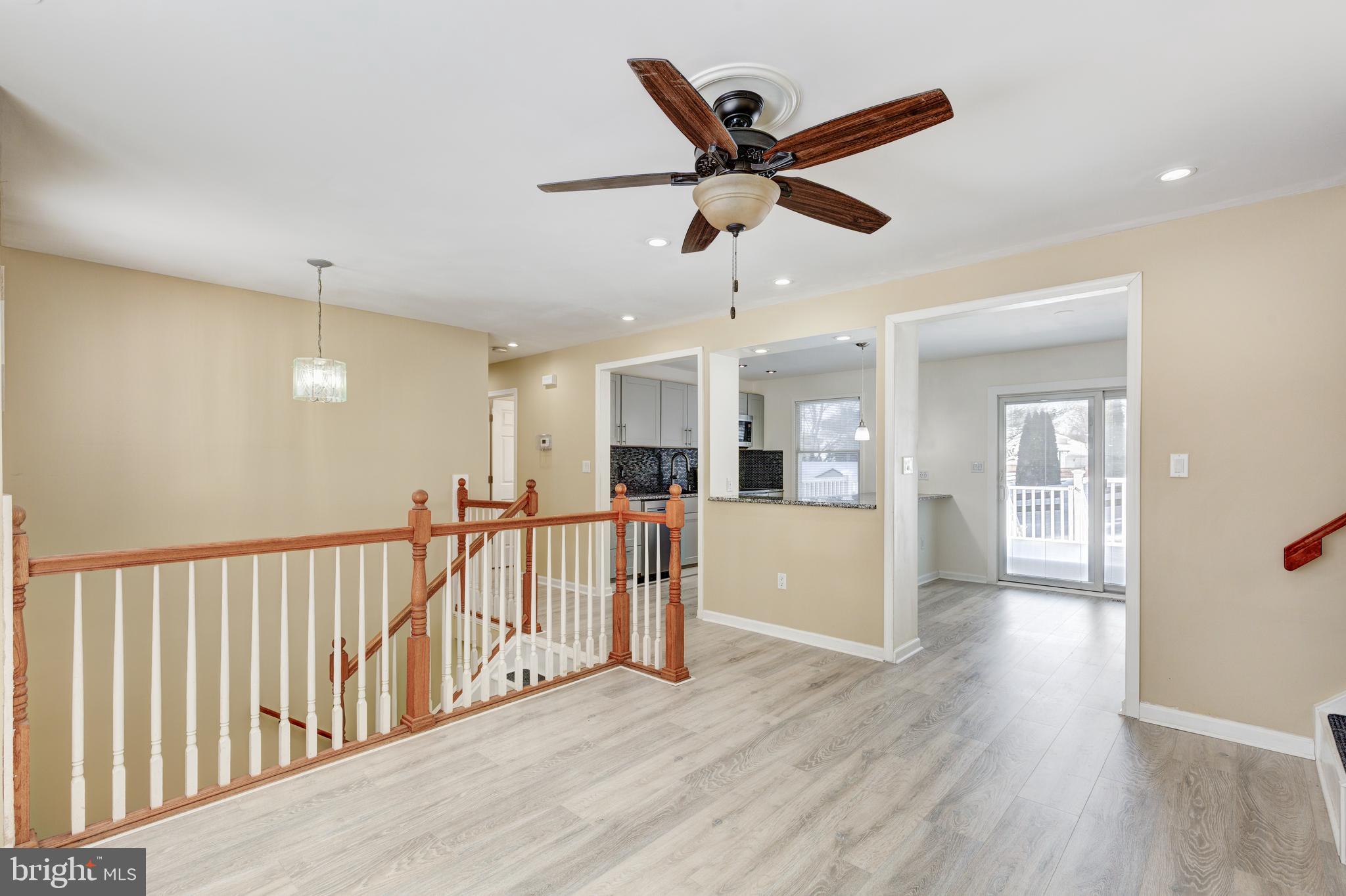 HILLTOP - Residential