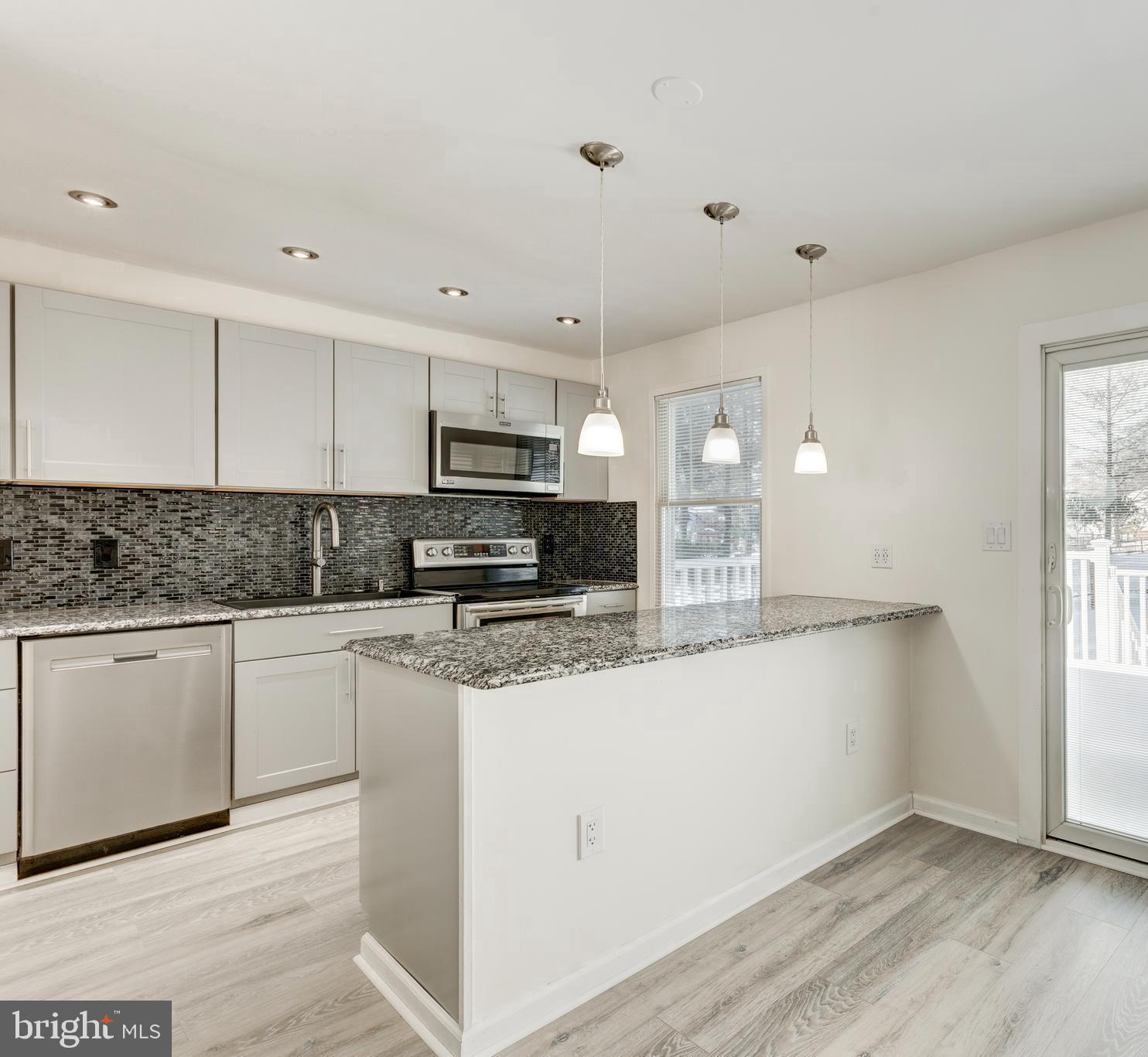 HILLTOP - Residential