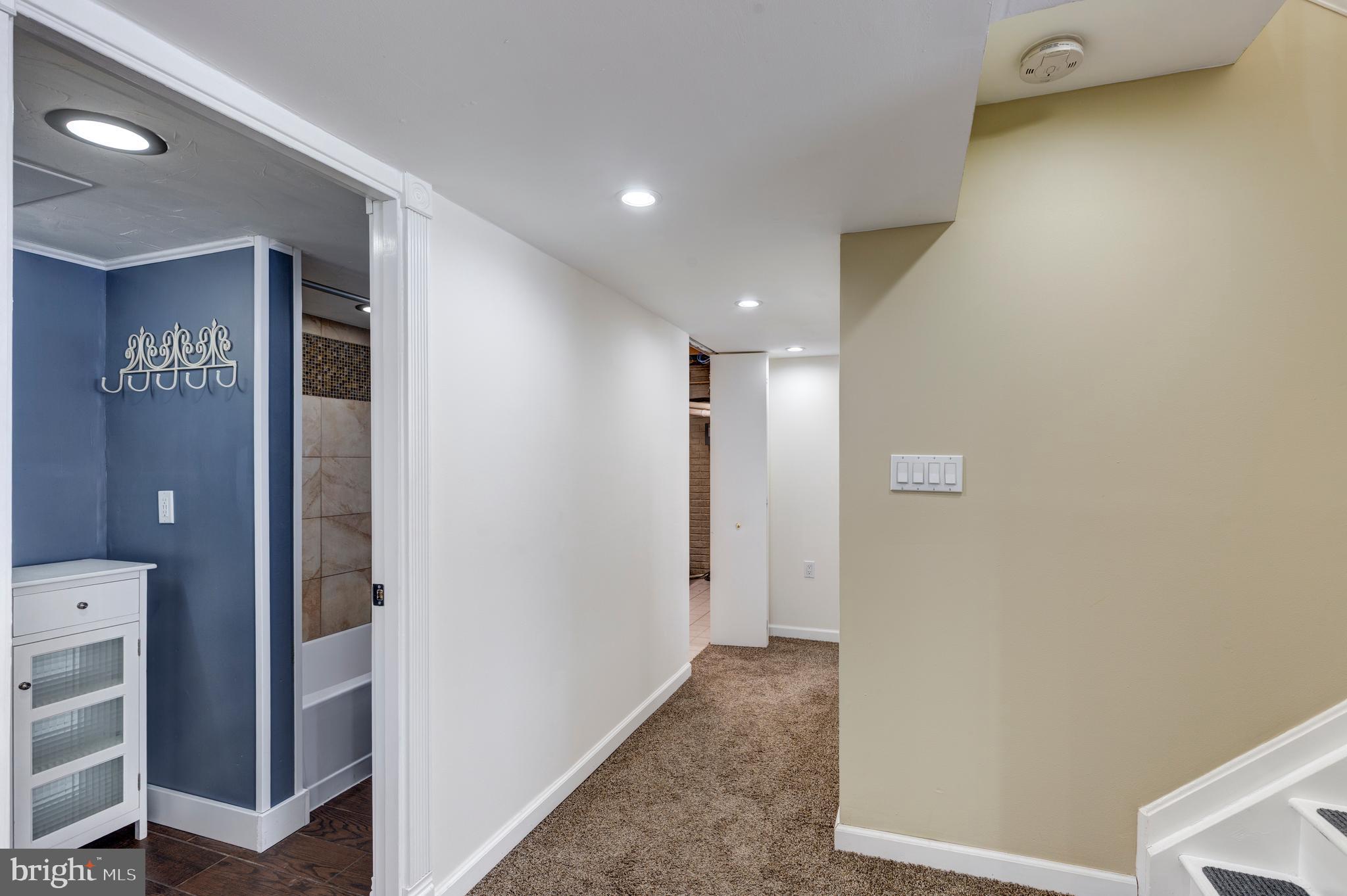 HILLTOP - Residential