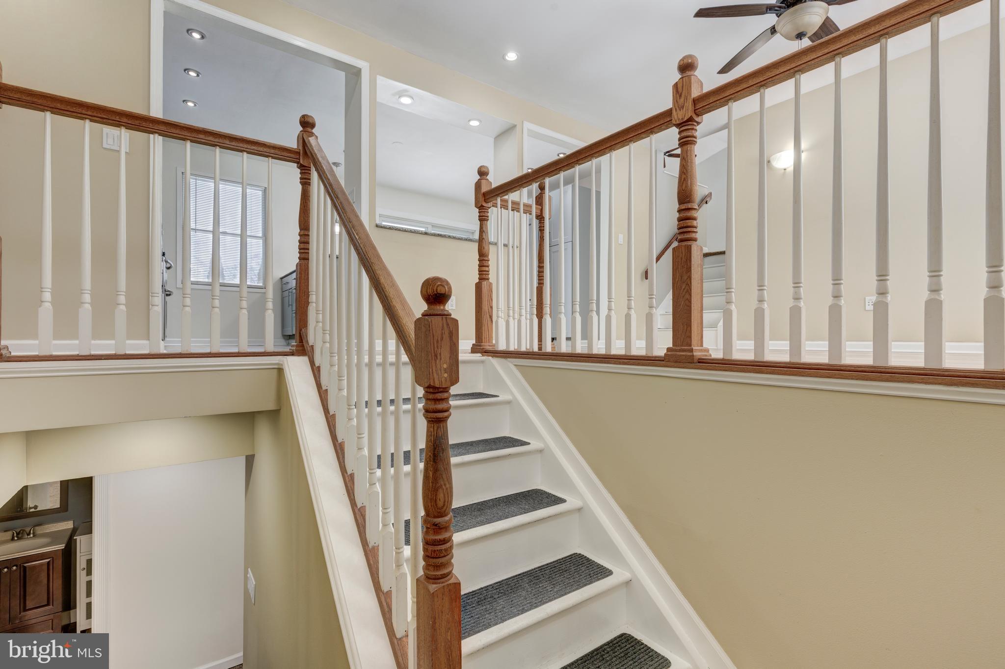 HILLTOP - Residential