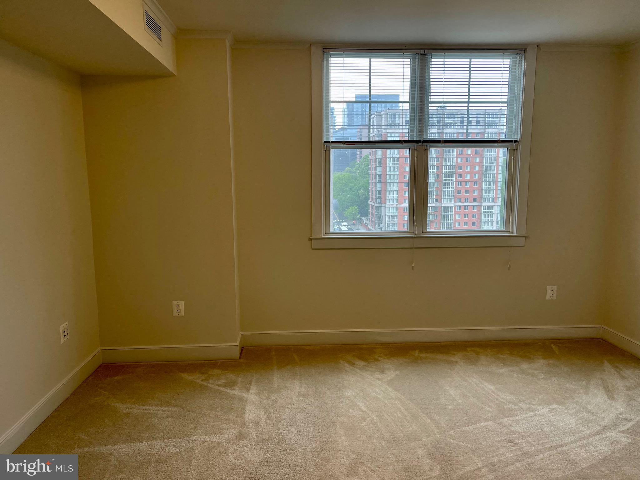 COURTHOUSE - Residential Lease