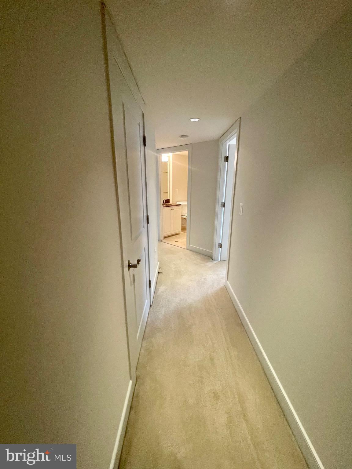 COURTHOUSE - Residential Lease