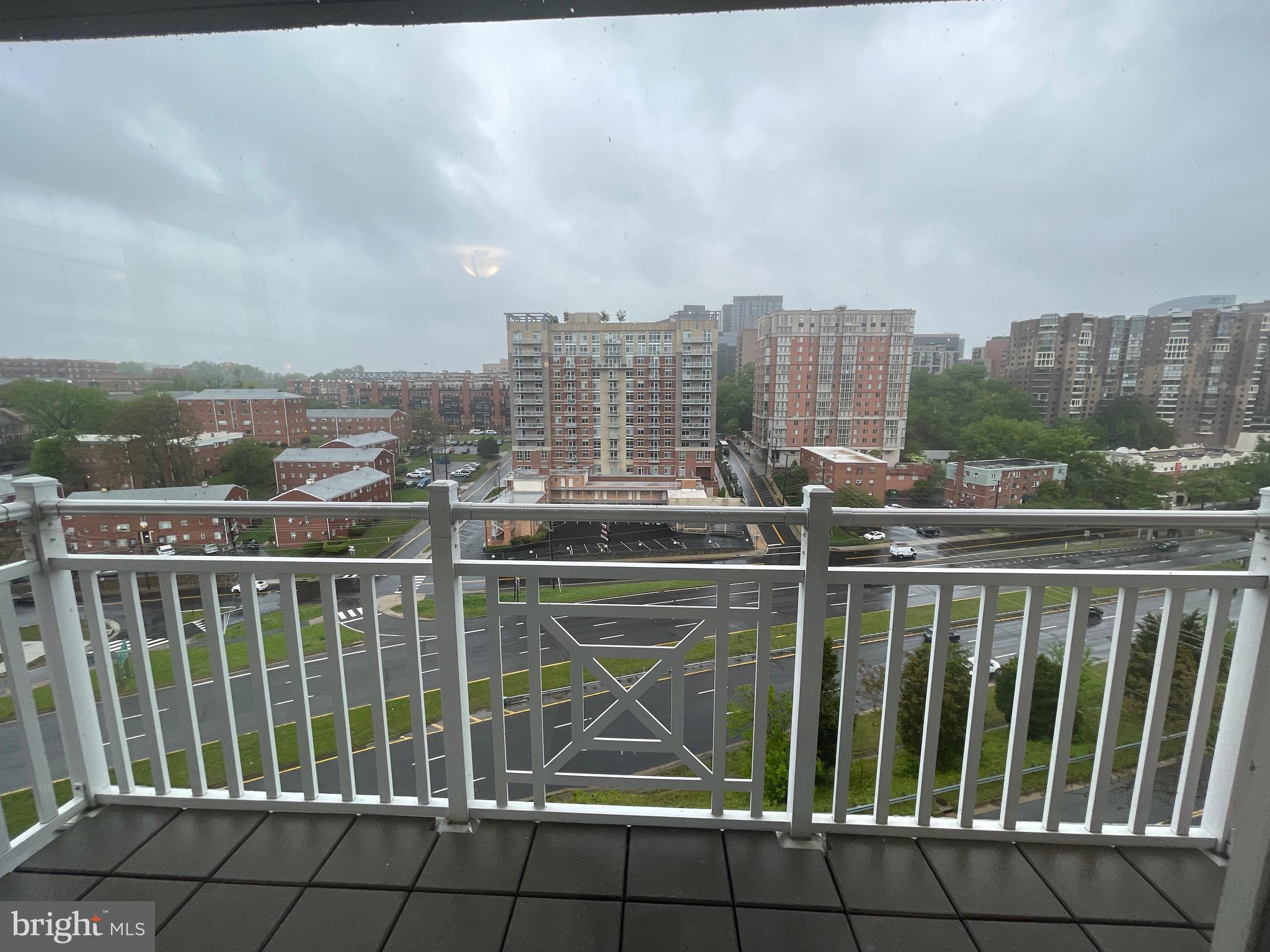 COURTHOUSE - Residential Lease