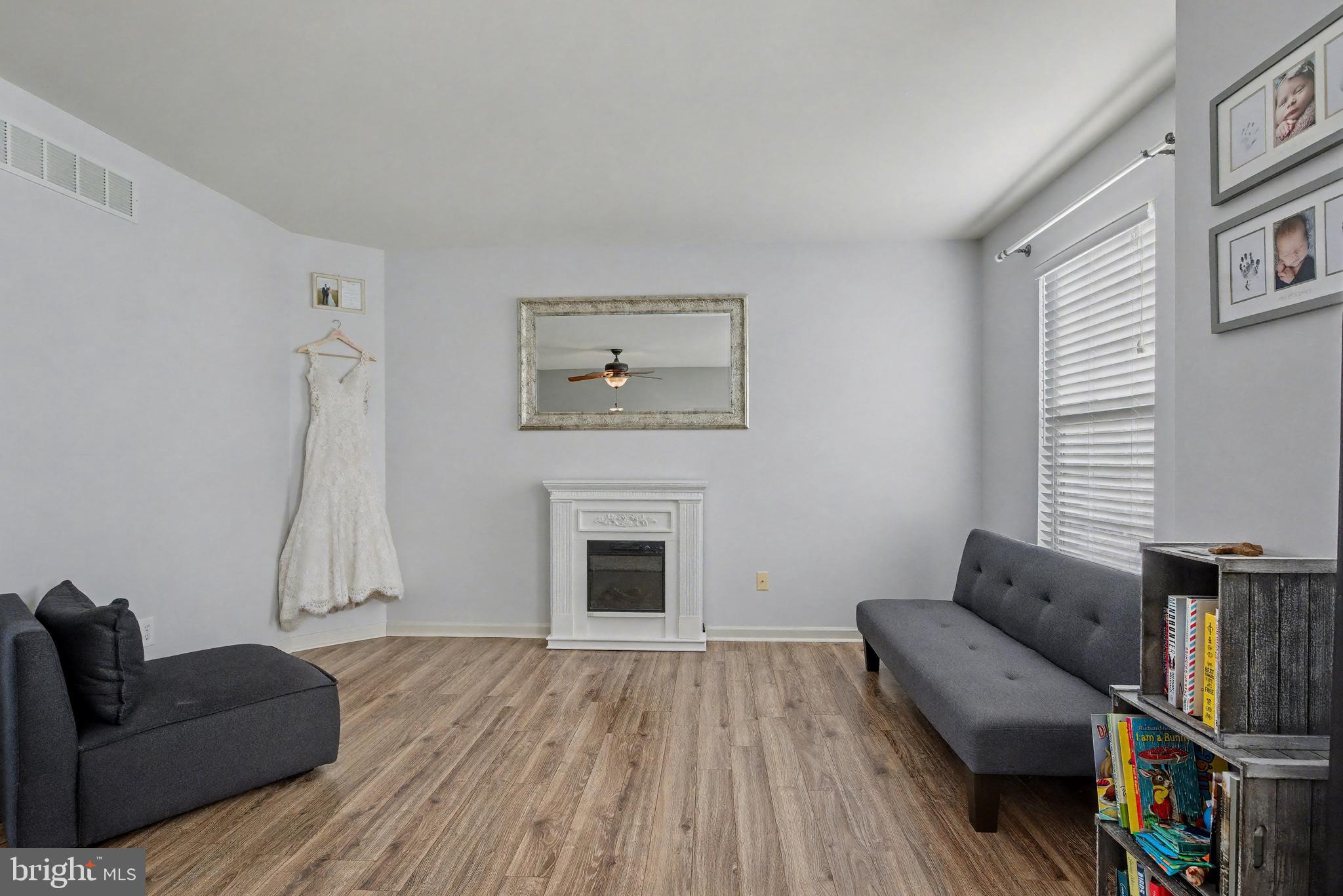 FAIRBROOK - Residential