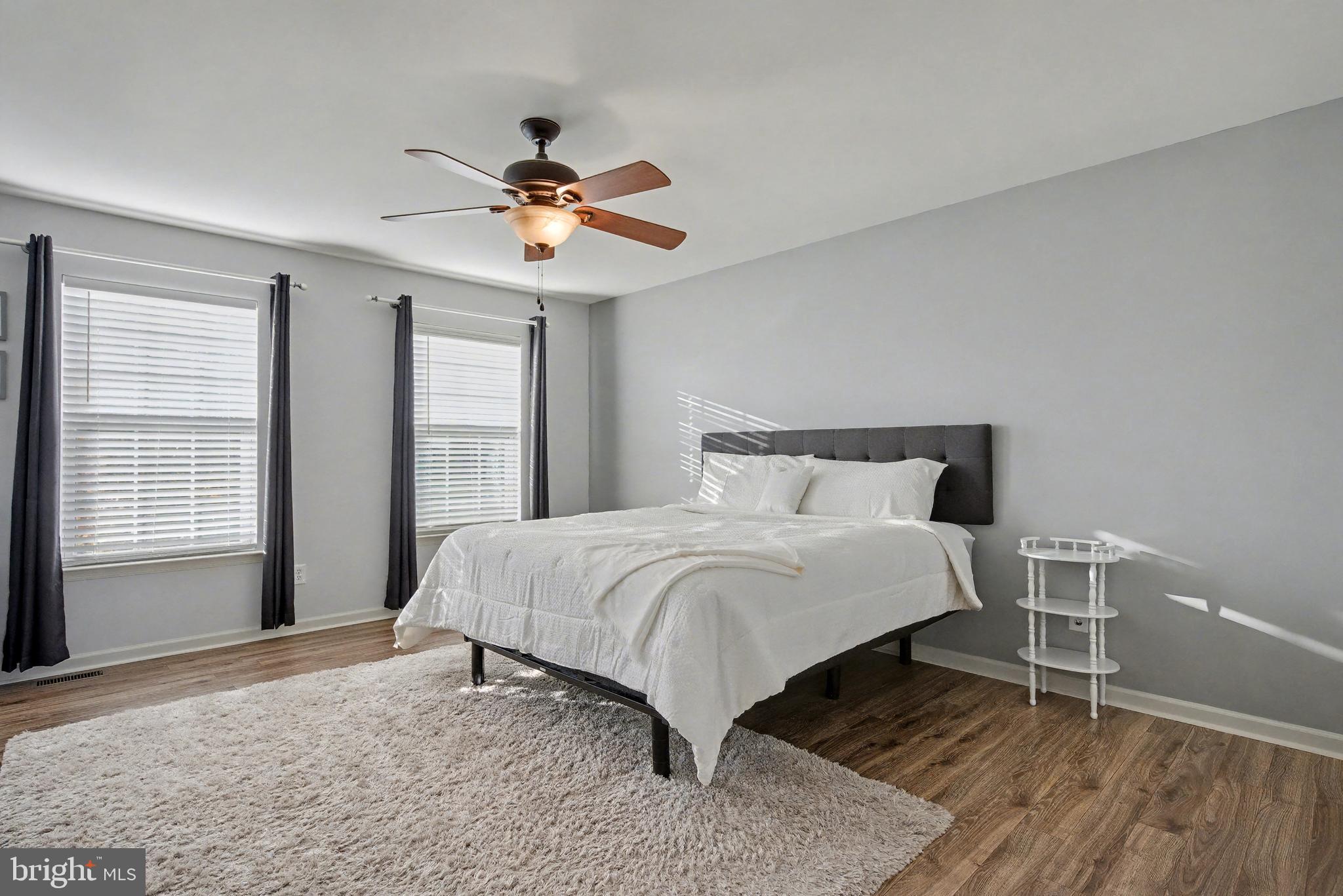 FAIRBROOK - Residential